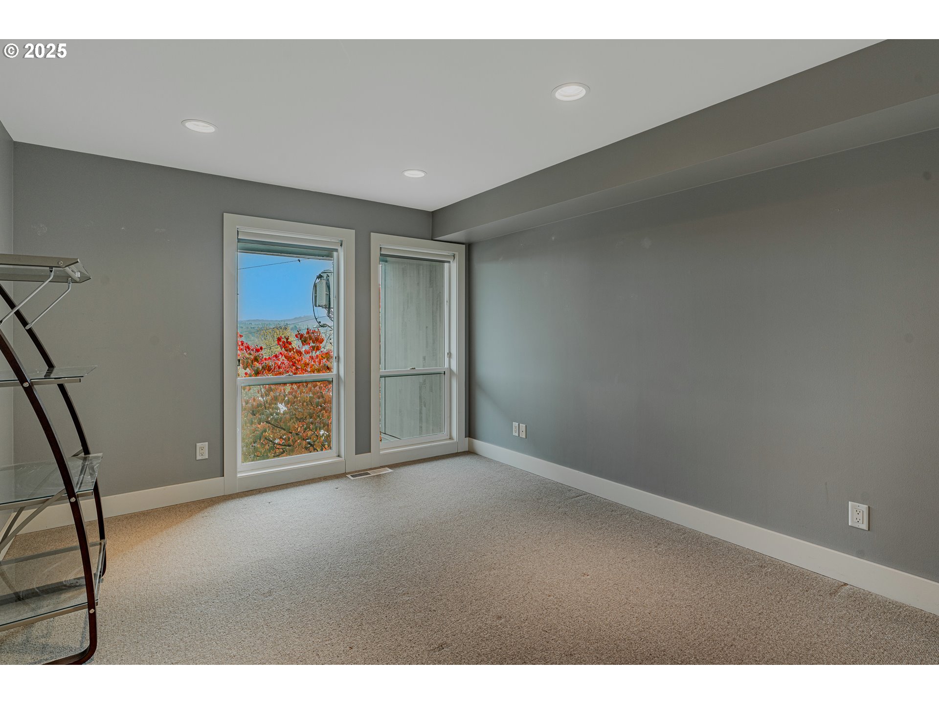 5425 SW VIEW POINT TER