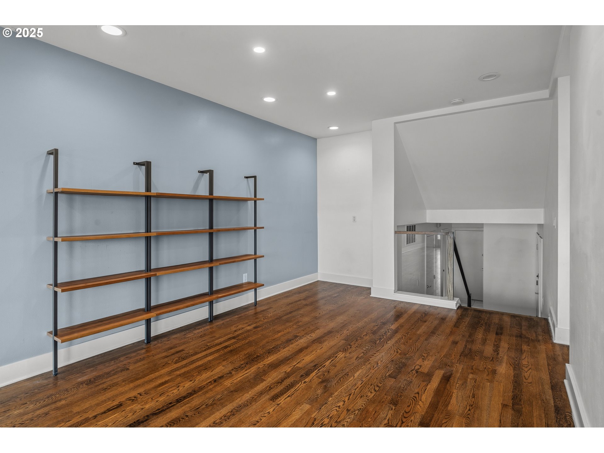 5425 SW VIEW POINT TER