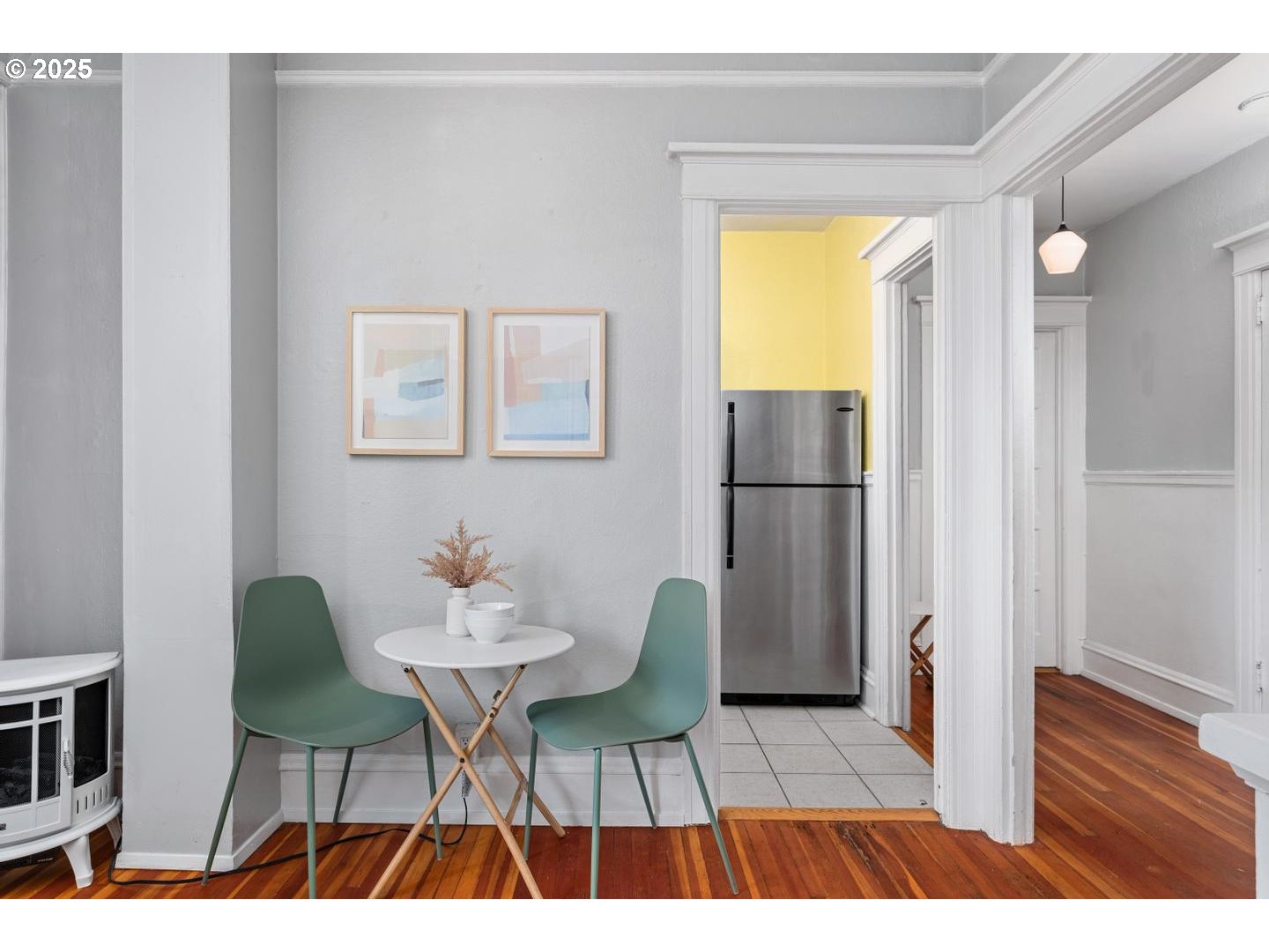 2109 NW IRVING ST 204