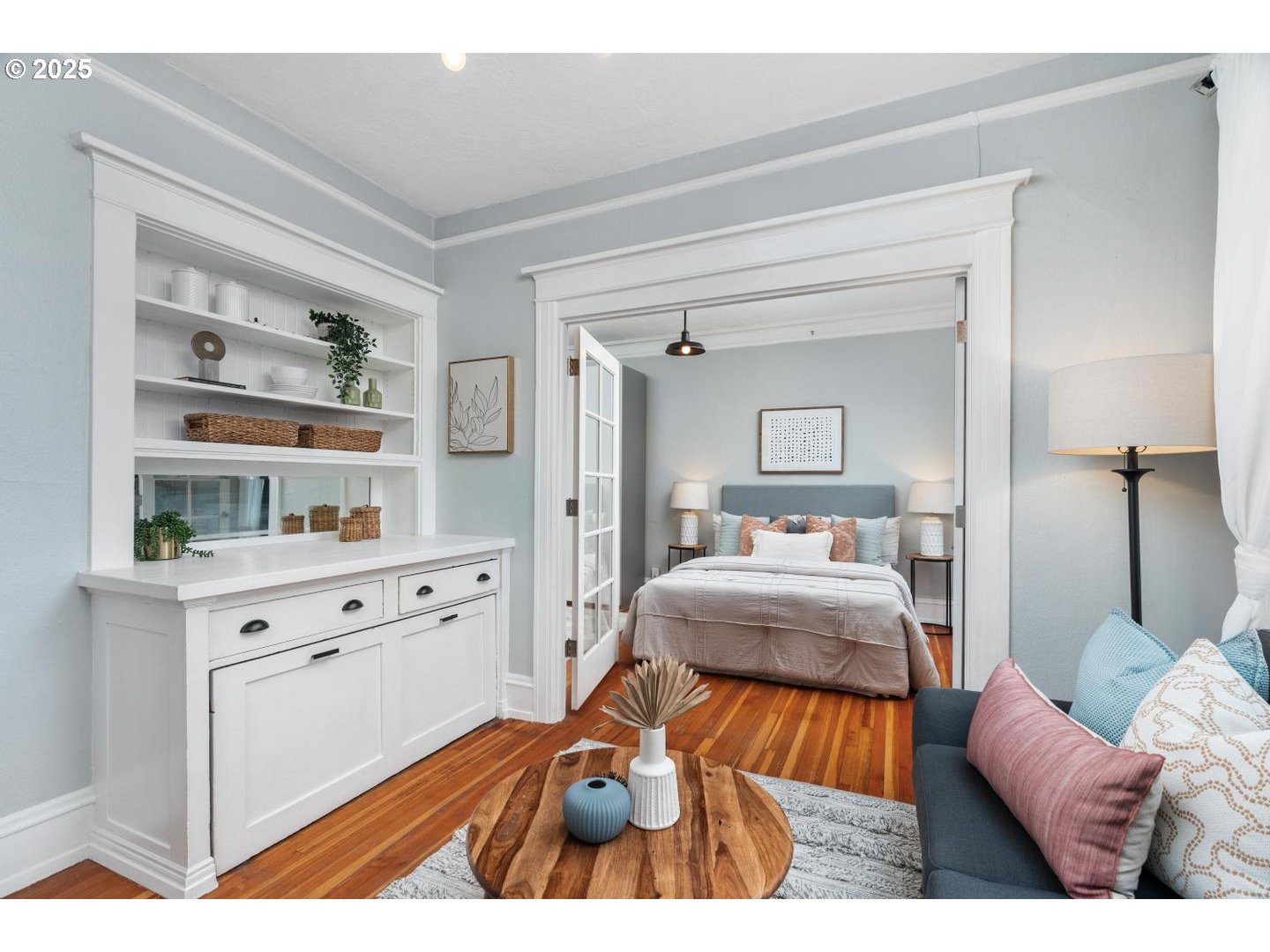 2109 NW IRVING ST 204