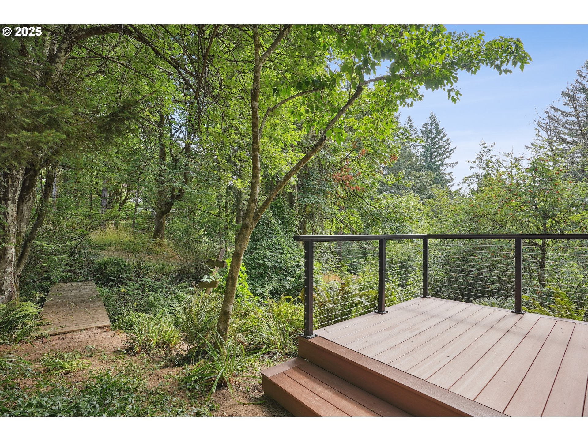 12 MONTICELLO DR
