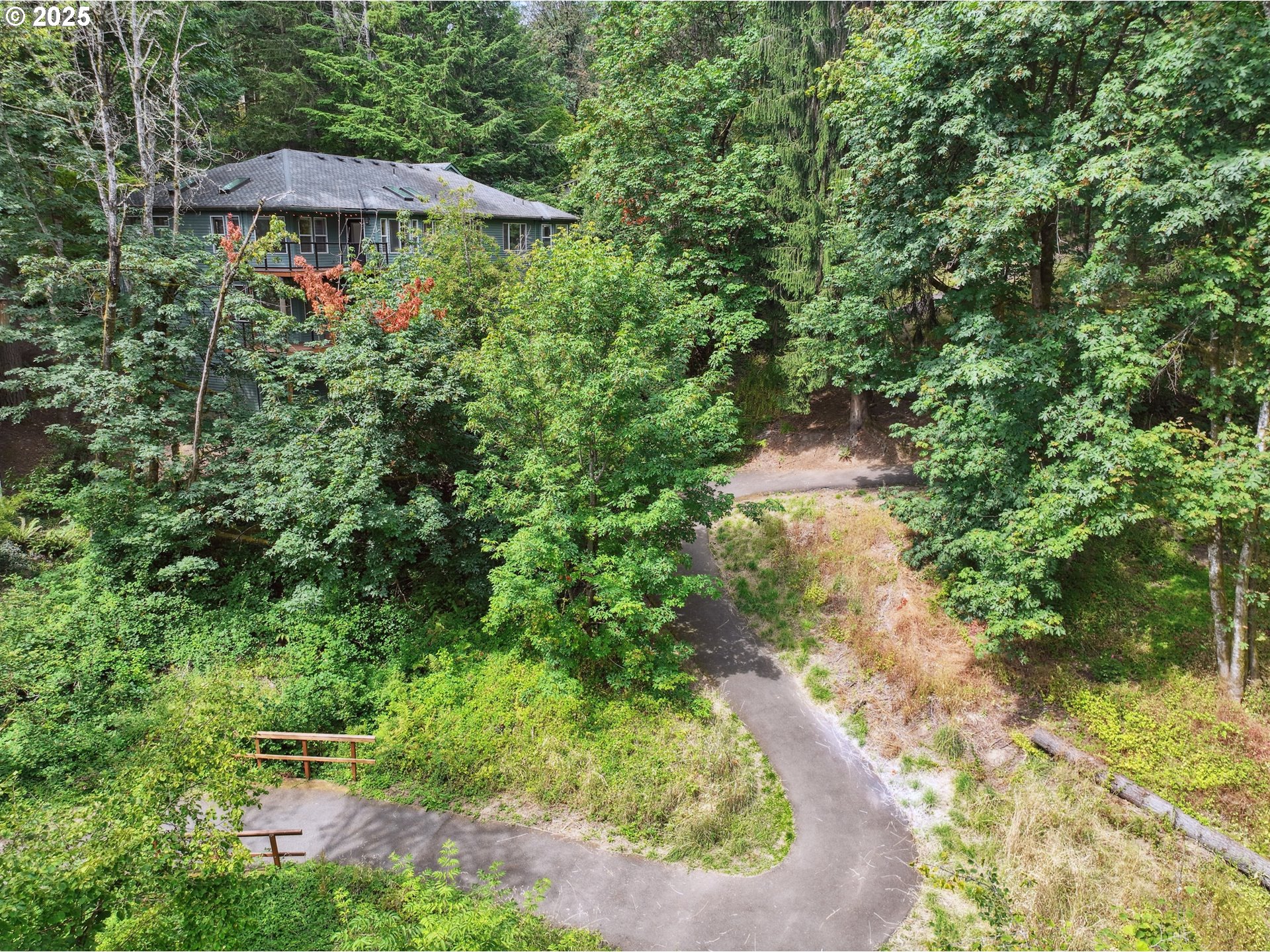 12 MONTICELLO DR