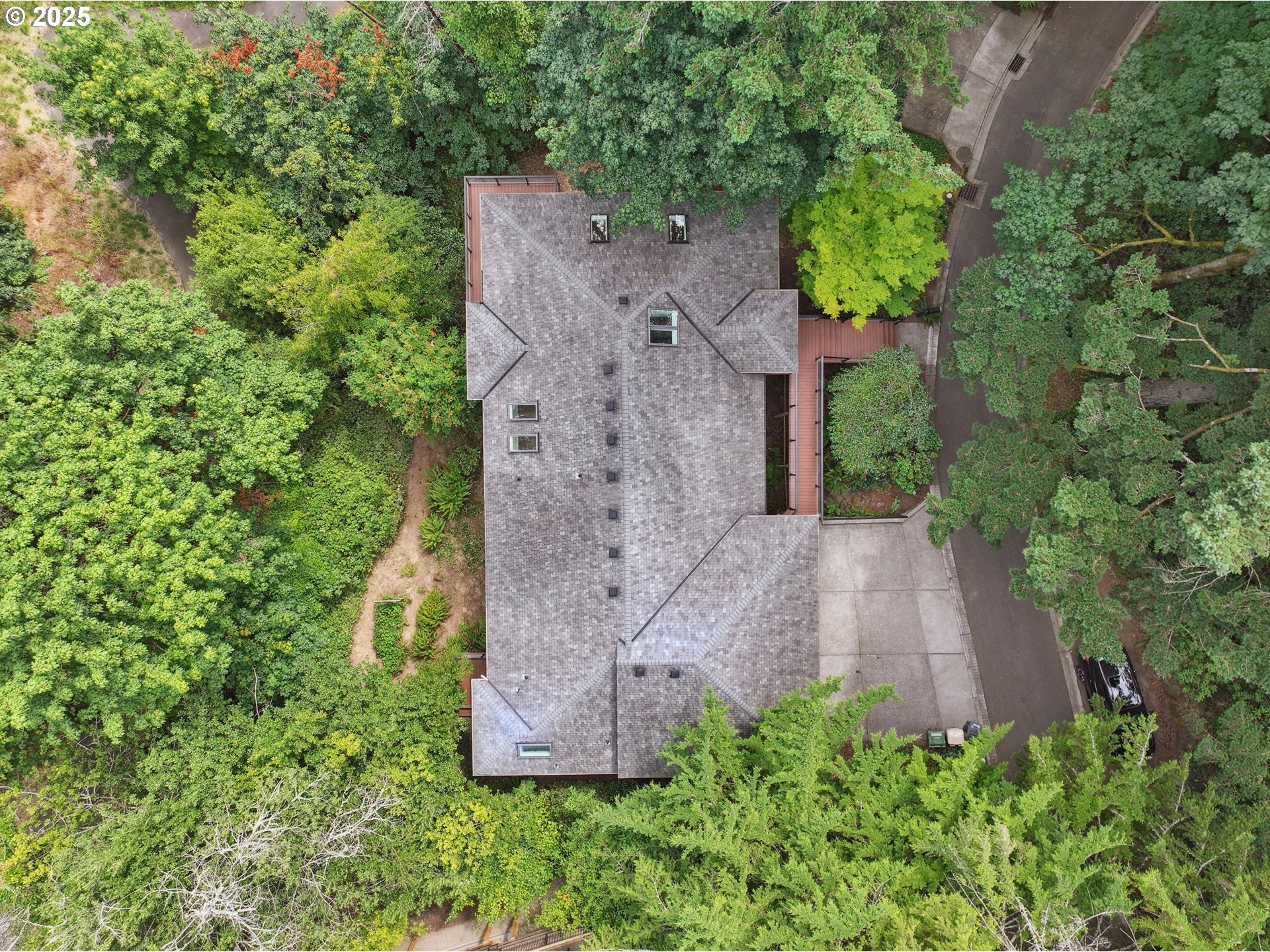 12 MONTICELLO DR