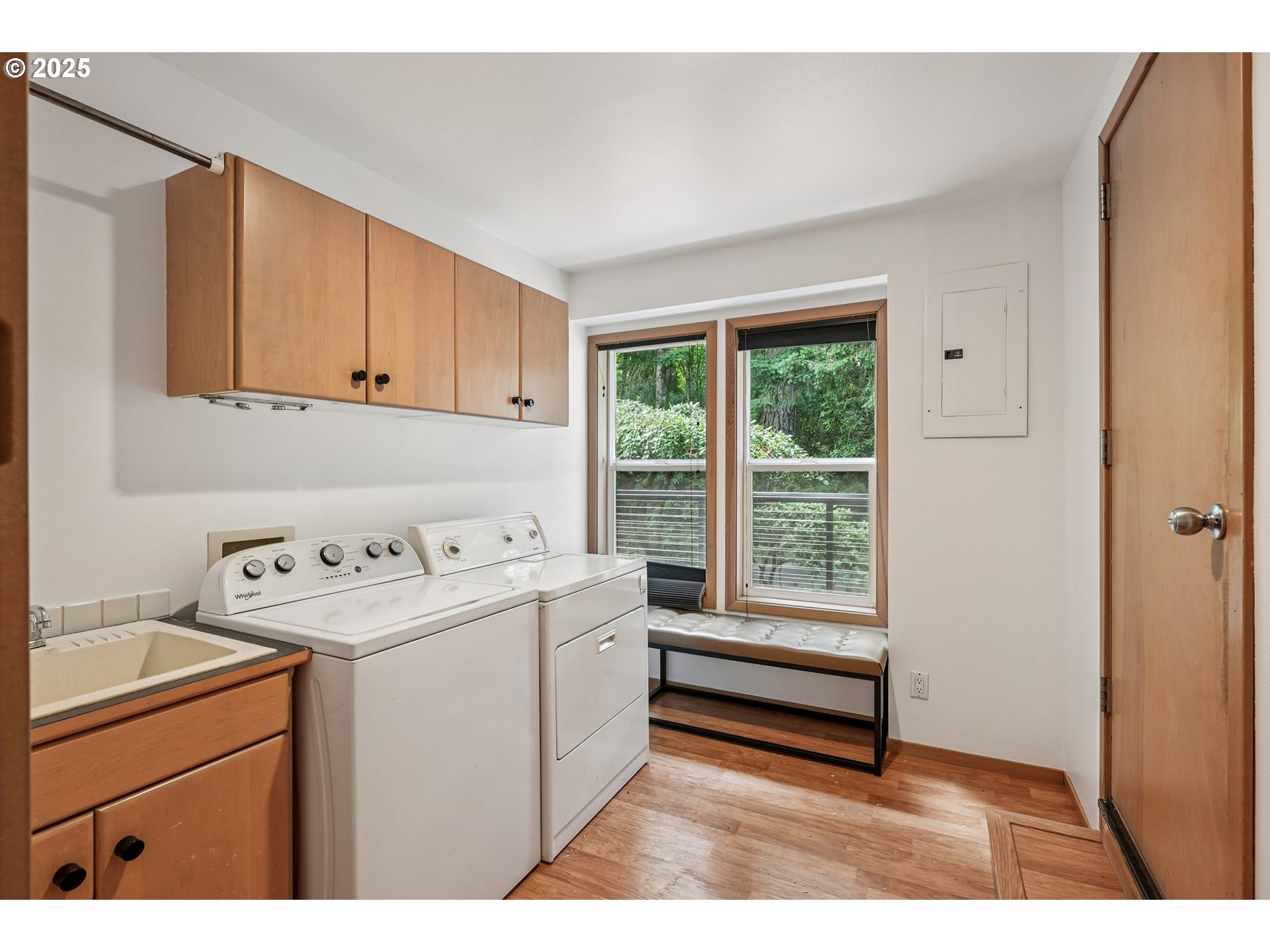 12 MONTICELLO DR