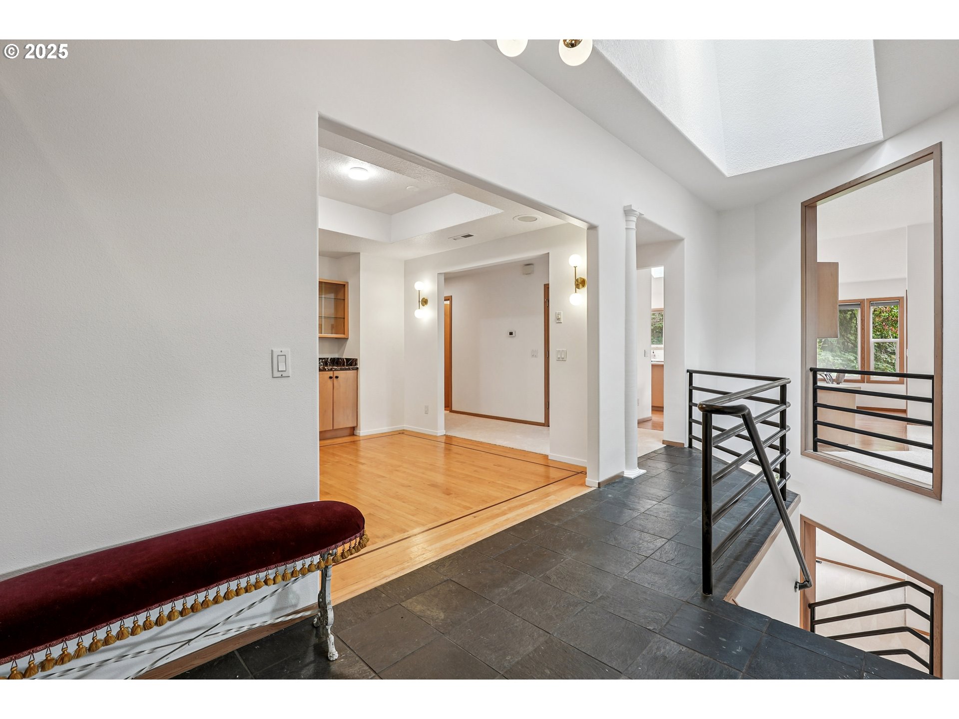 12 MONTICELLO DR