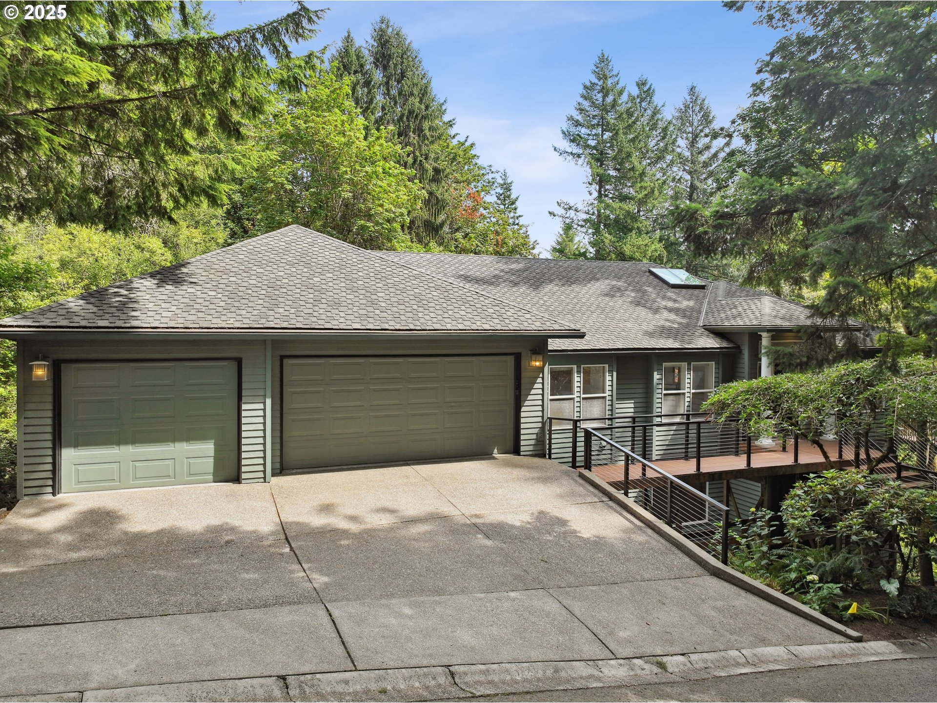 12 MONTICELLO DR