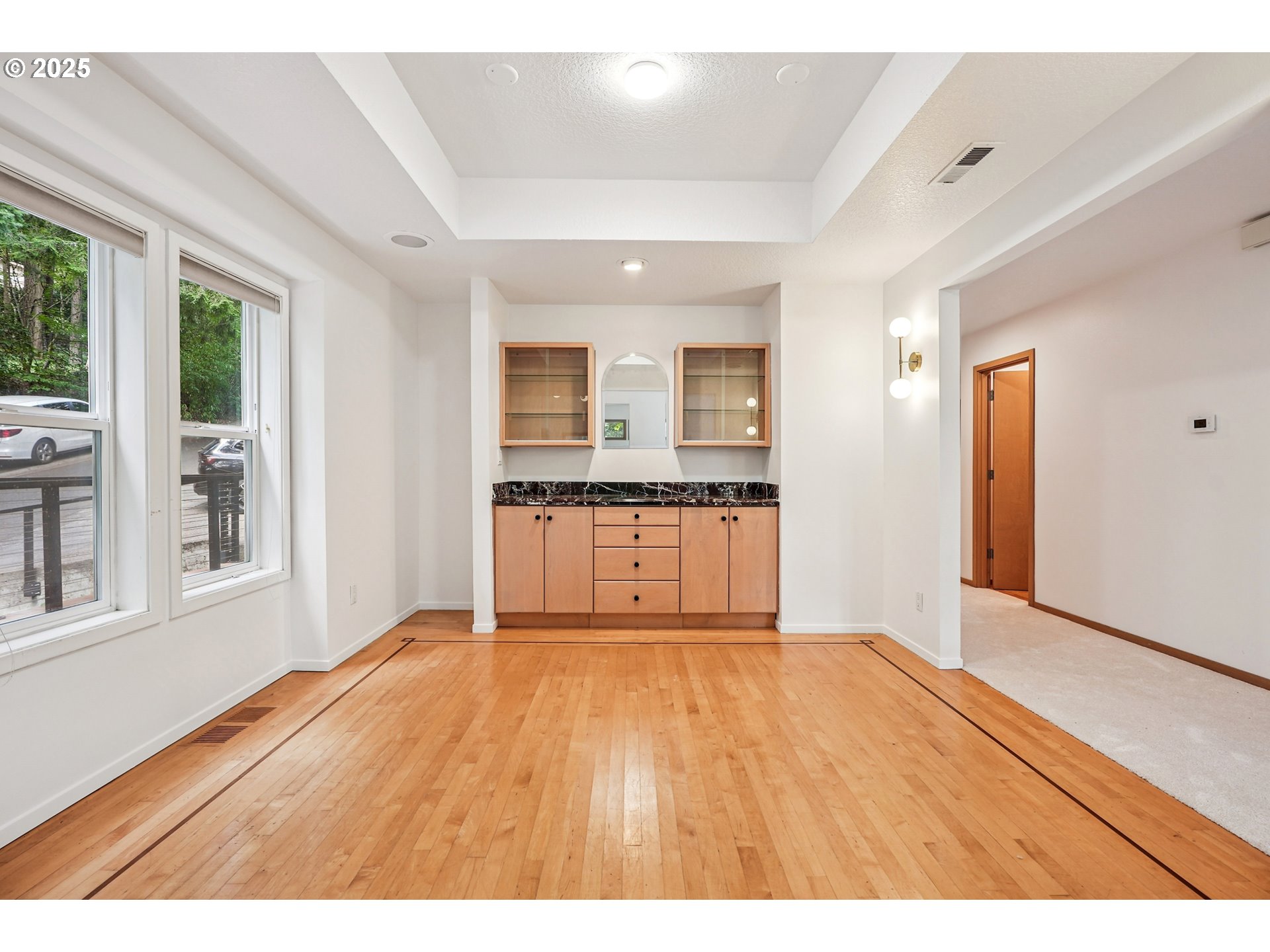 12 MONTICELLO DR