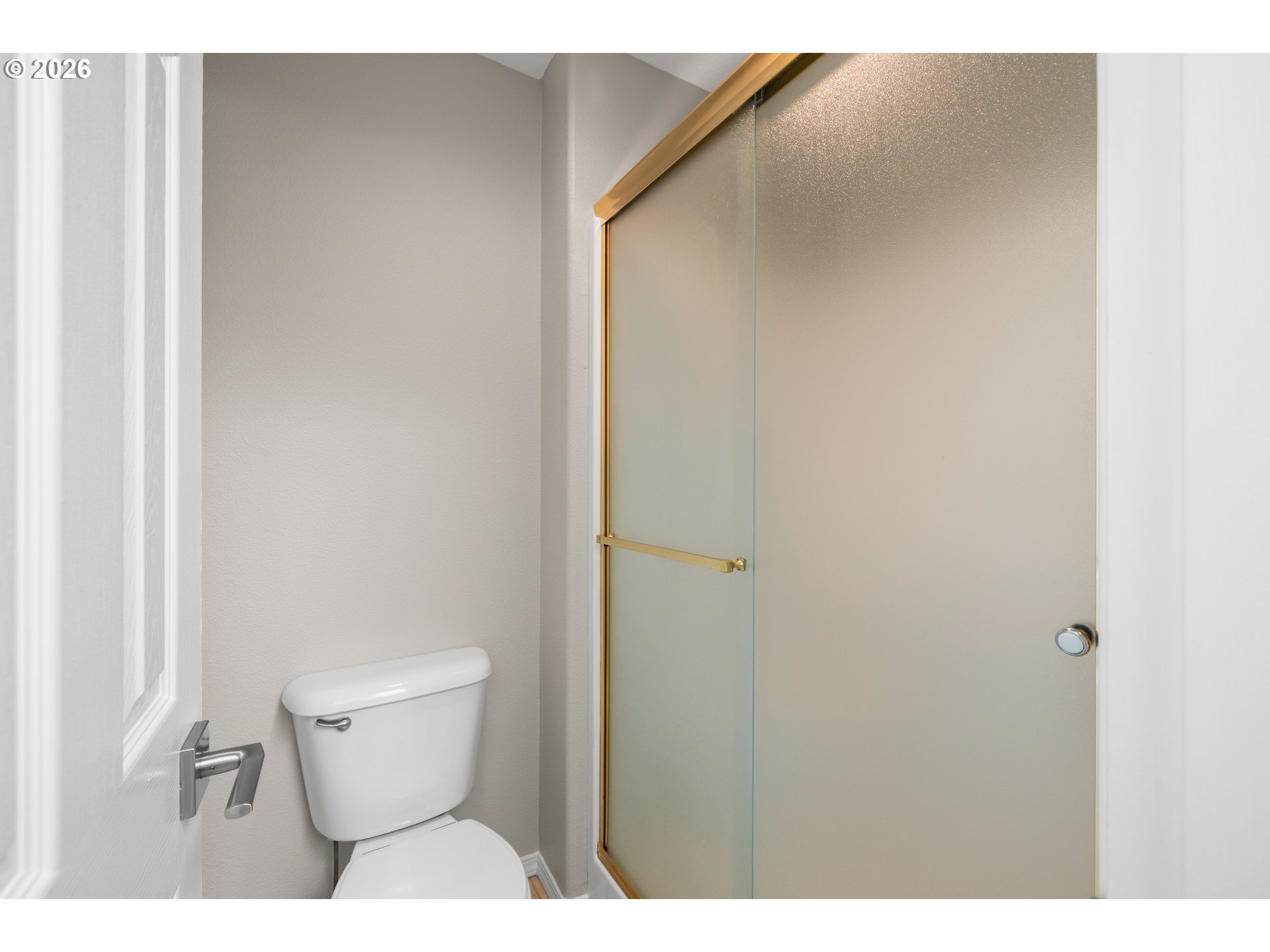 1295 NE SETTING SUN DR