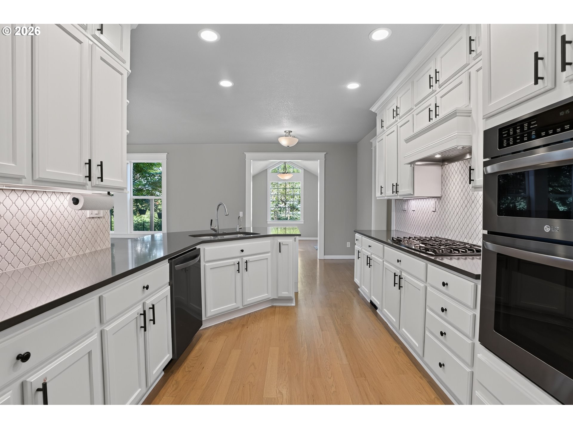 16431 WILLAMETTE VALLEY DR