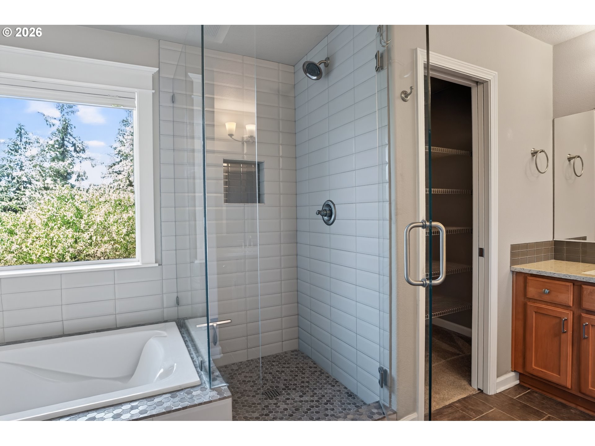 16431 WILLAMETTE VALLEY DR