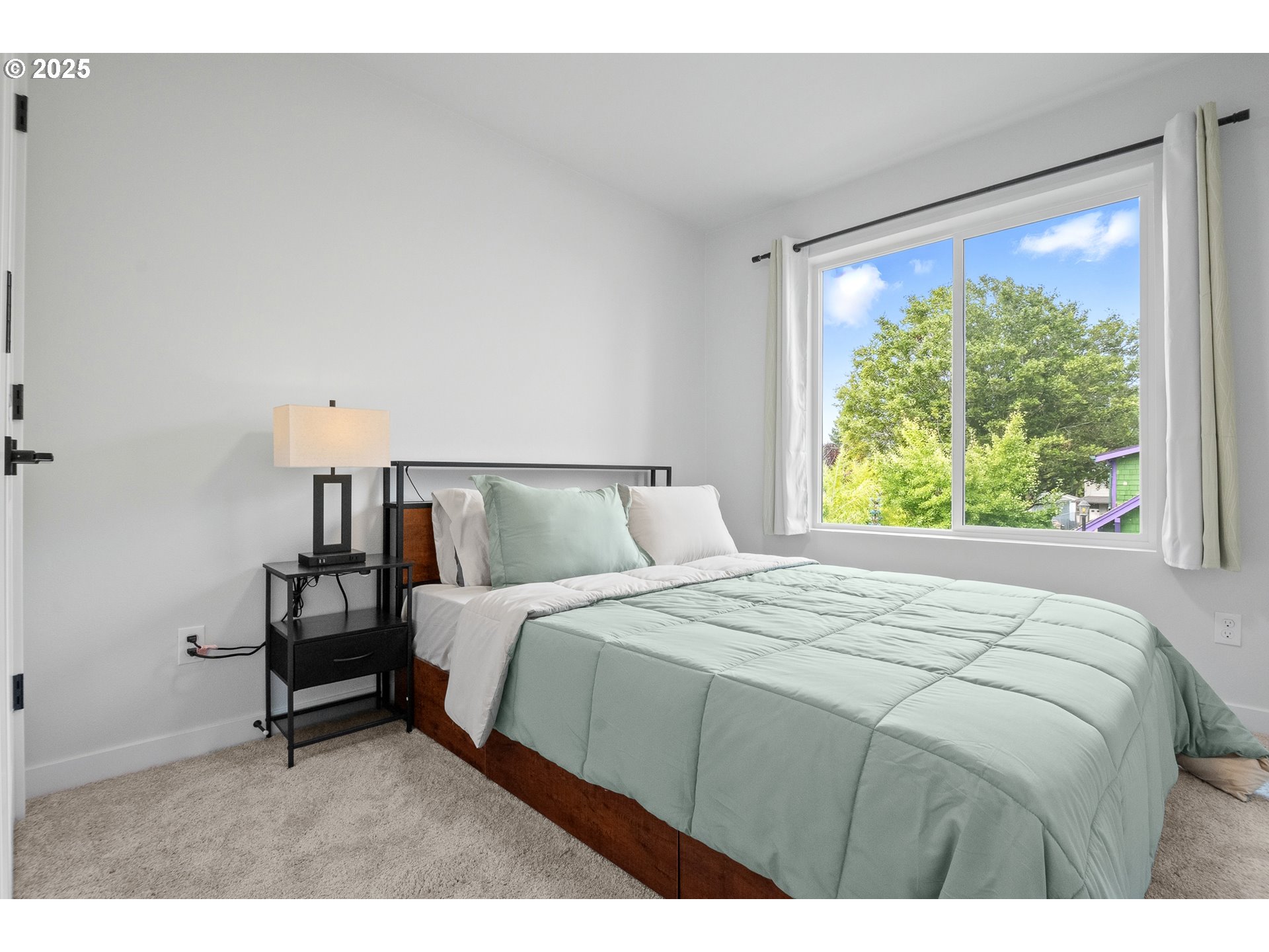 817 NE 94TH AVE