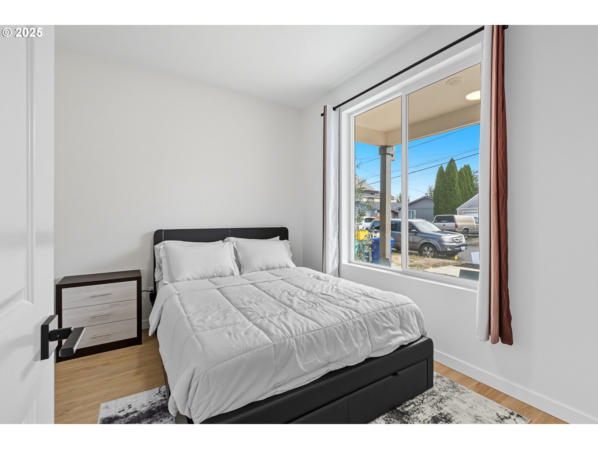 817 NE 94TH AVE