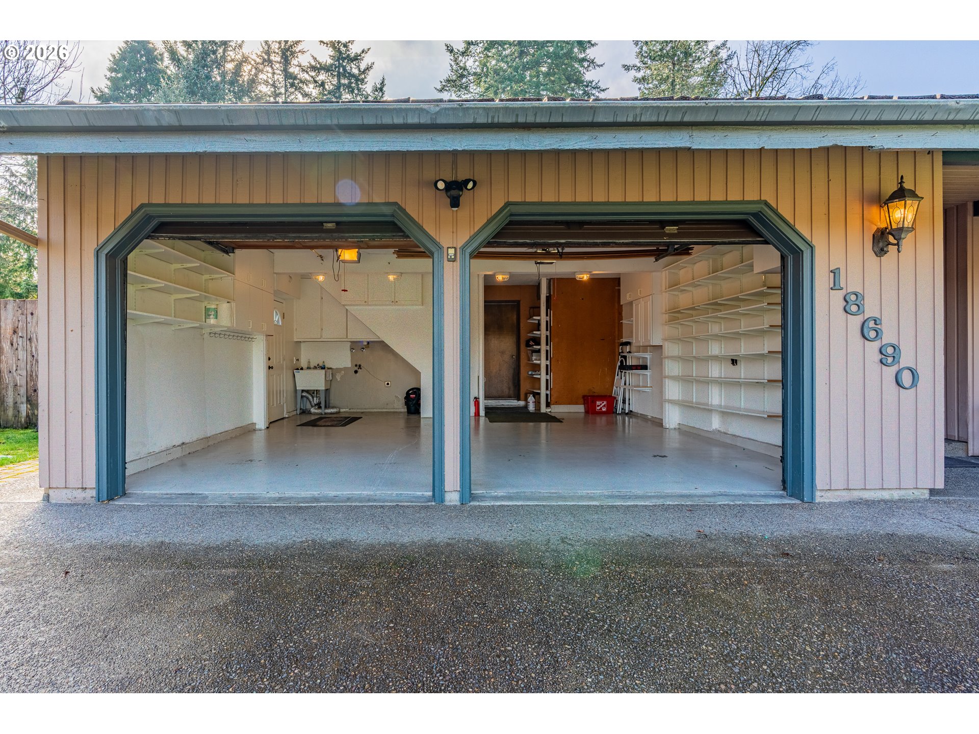 18690 SW ALDERWOOD DR