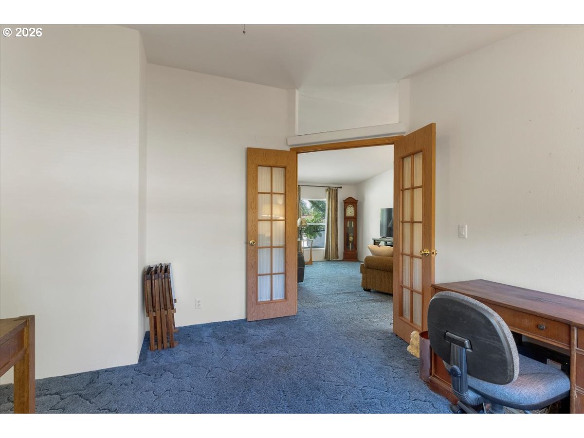 141 S 17TH ST 19