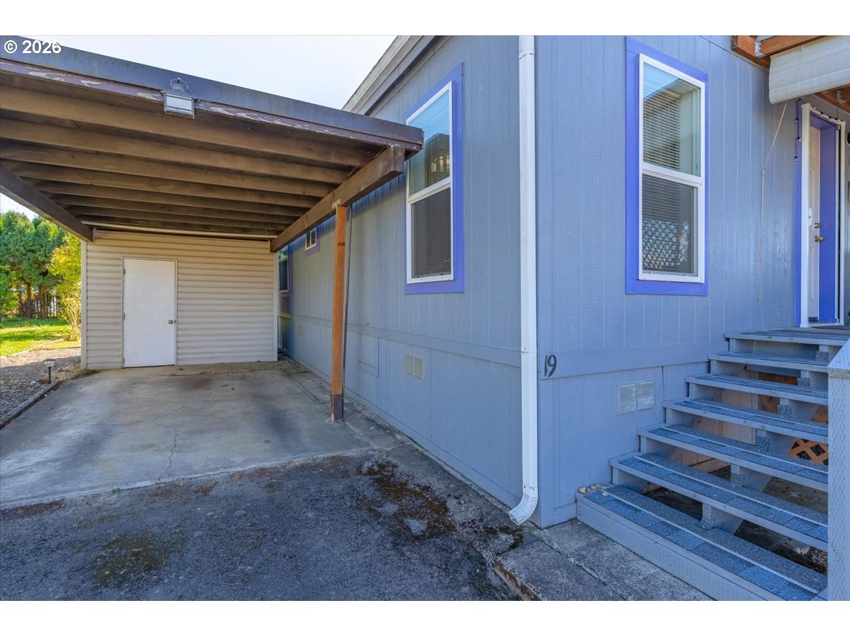 141 S 17TH ST 19