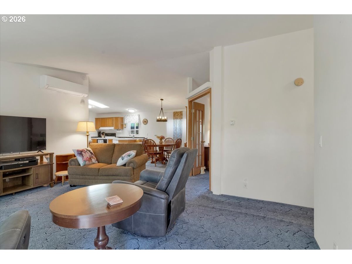 141 S 17TH ST 19
