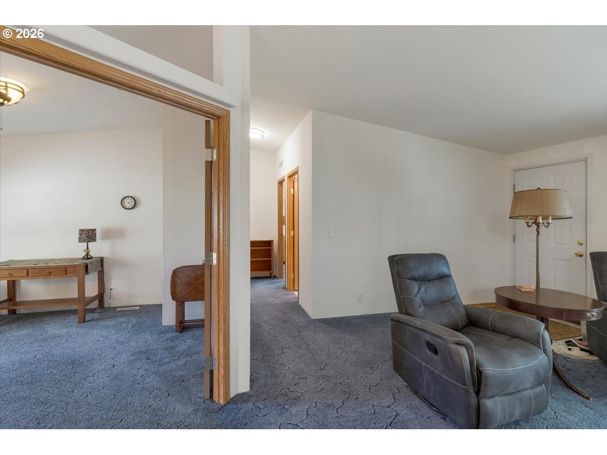 141 S 17TH ST 19
