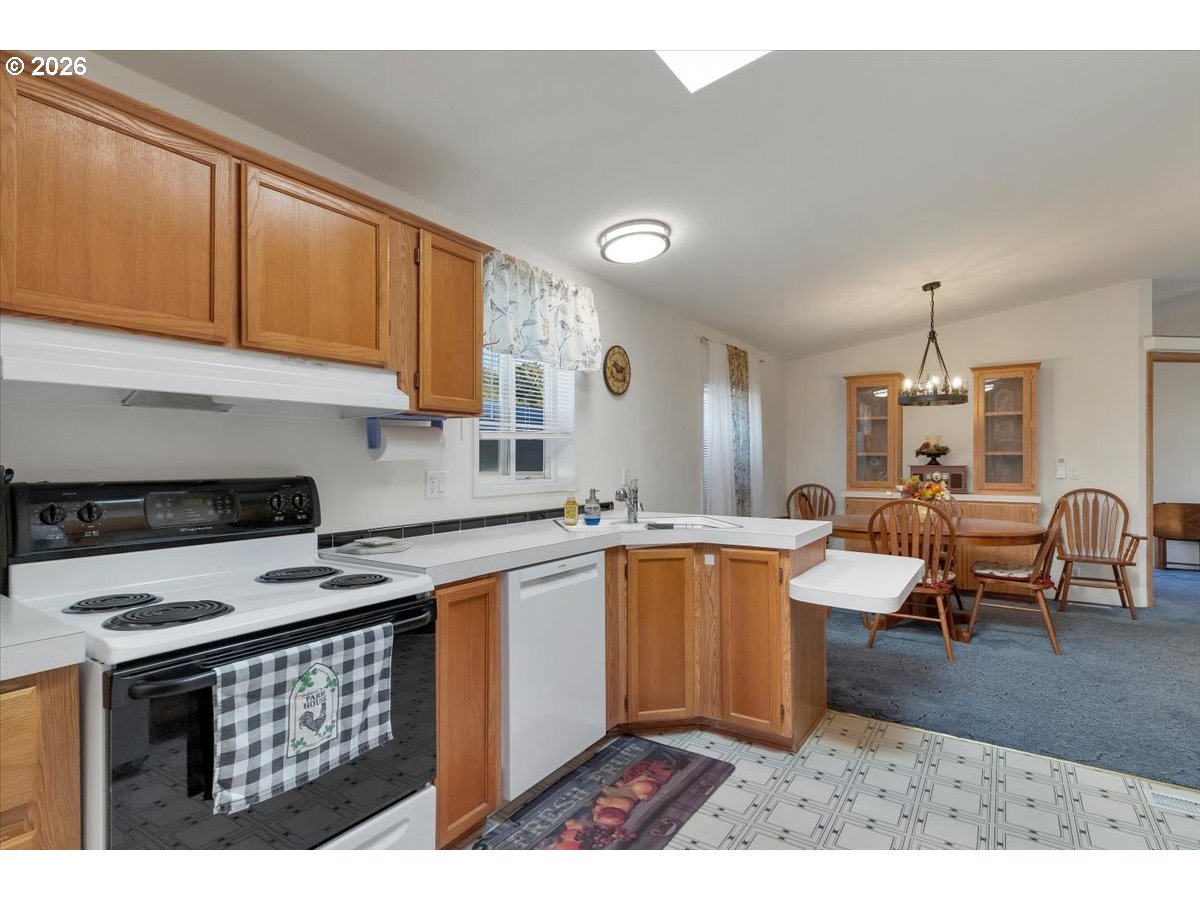 141 S 17TH ST 19