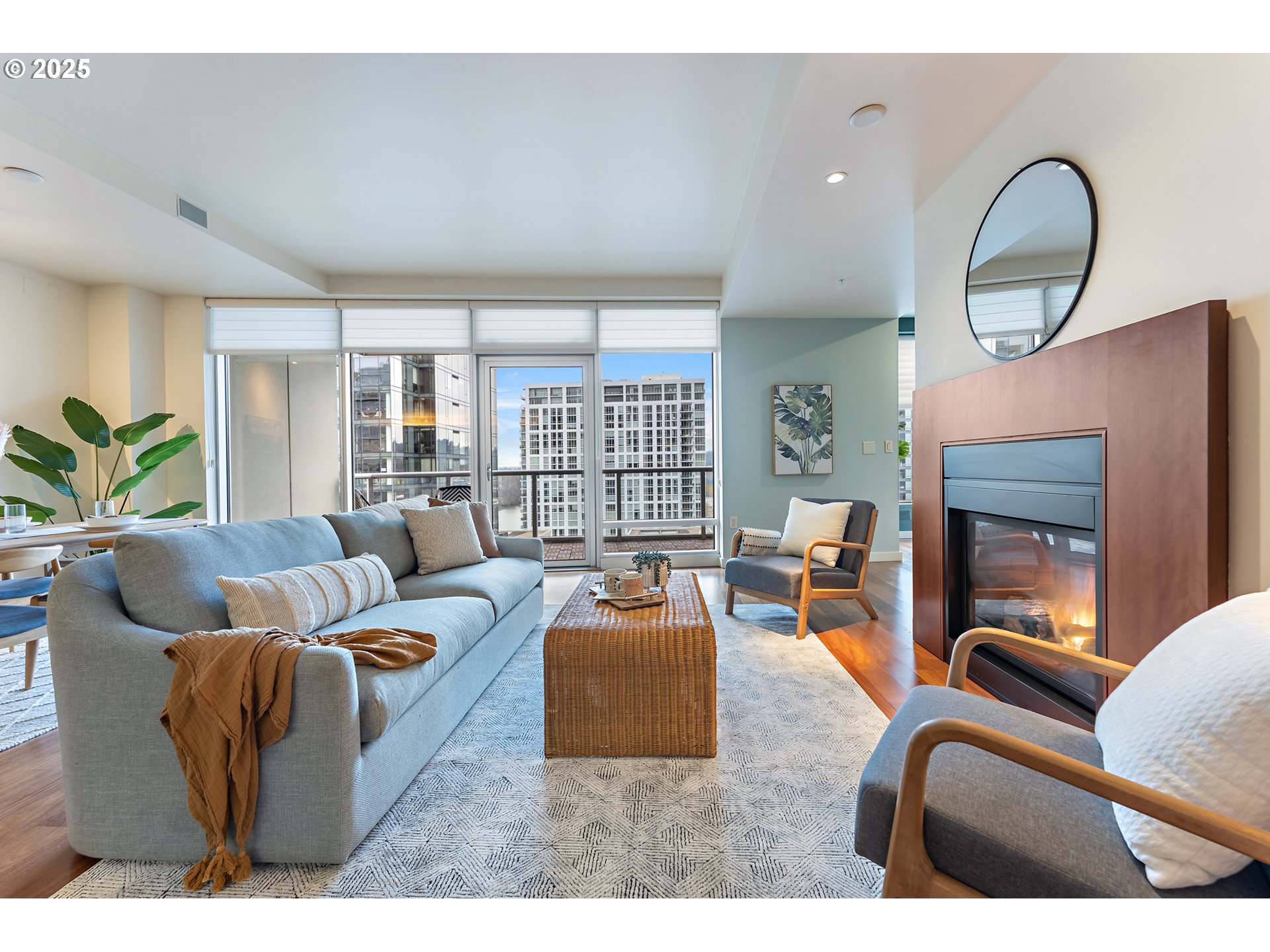 3570 S RIVER PKWY 1413