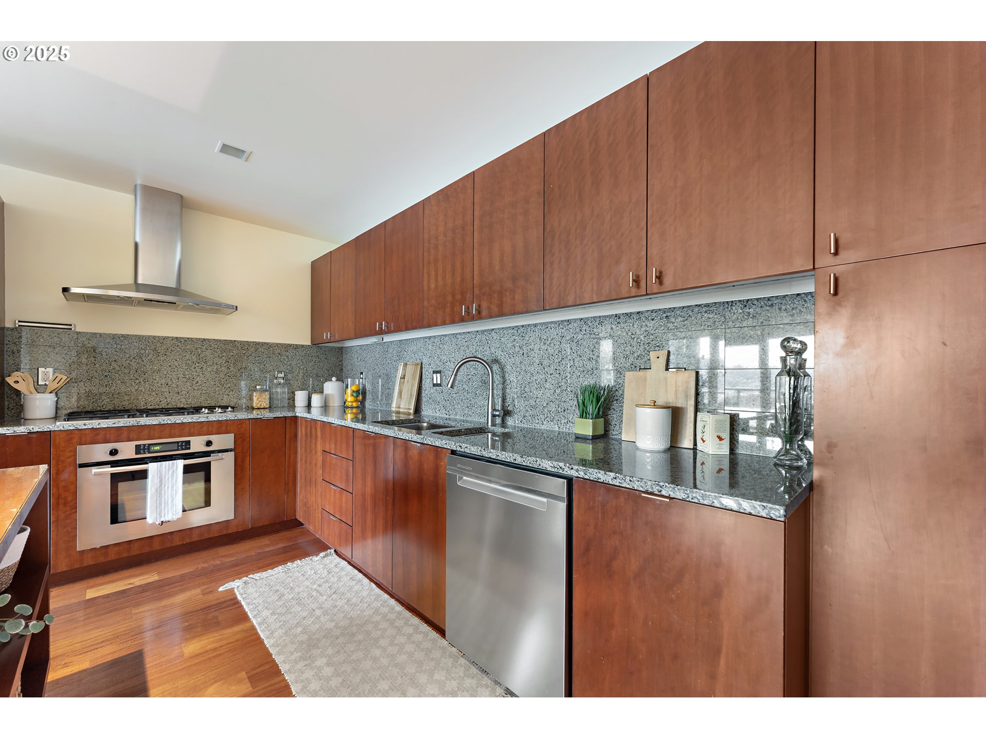 3570 S RIVER PKWY 1413