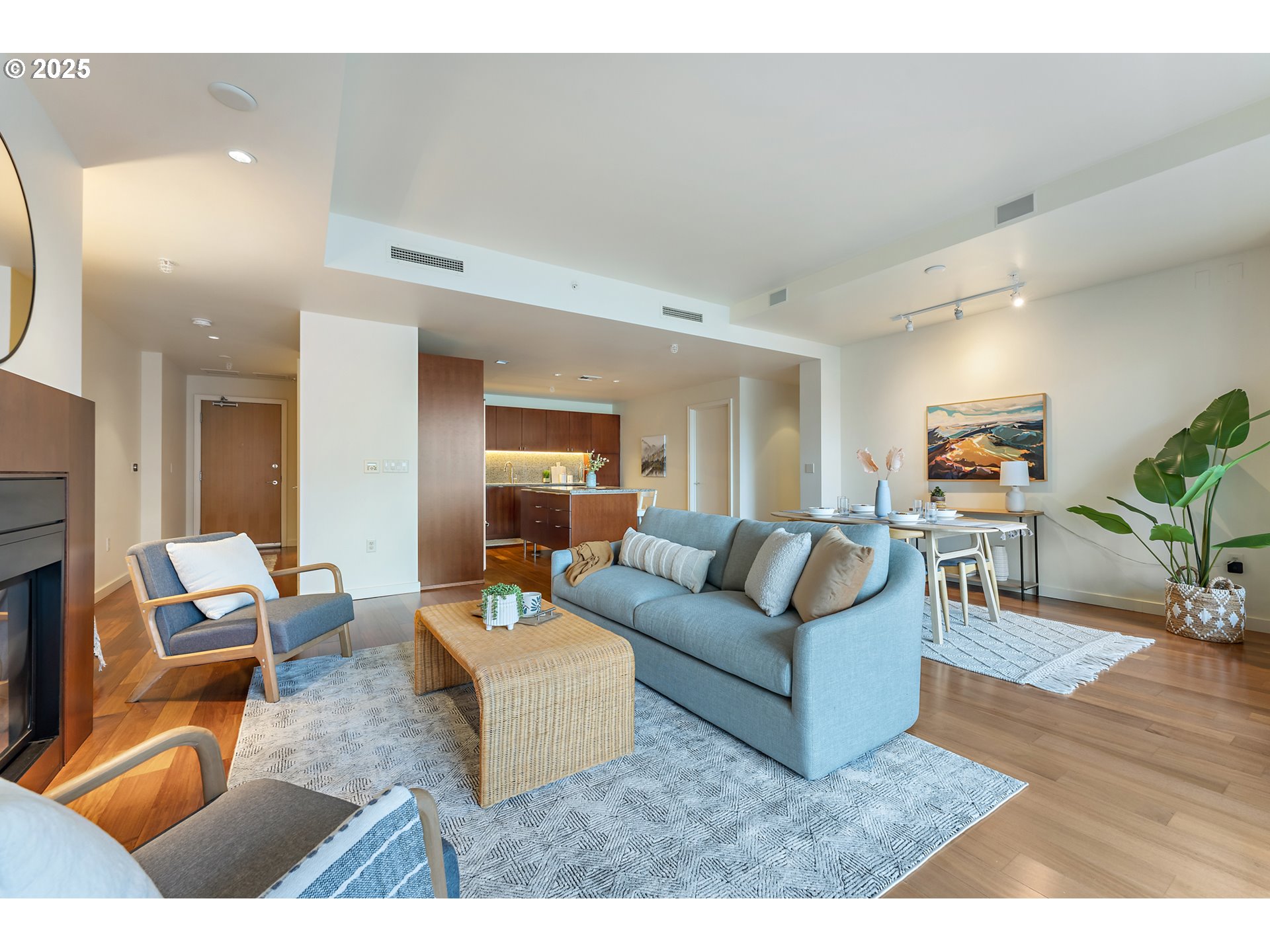 3570 S RIVER PKWY 1413