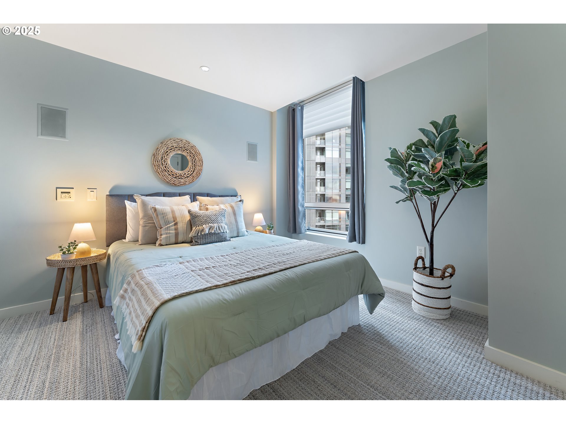 3570 S RIVER PKWY 1413