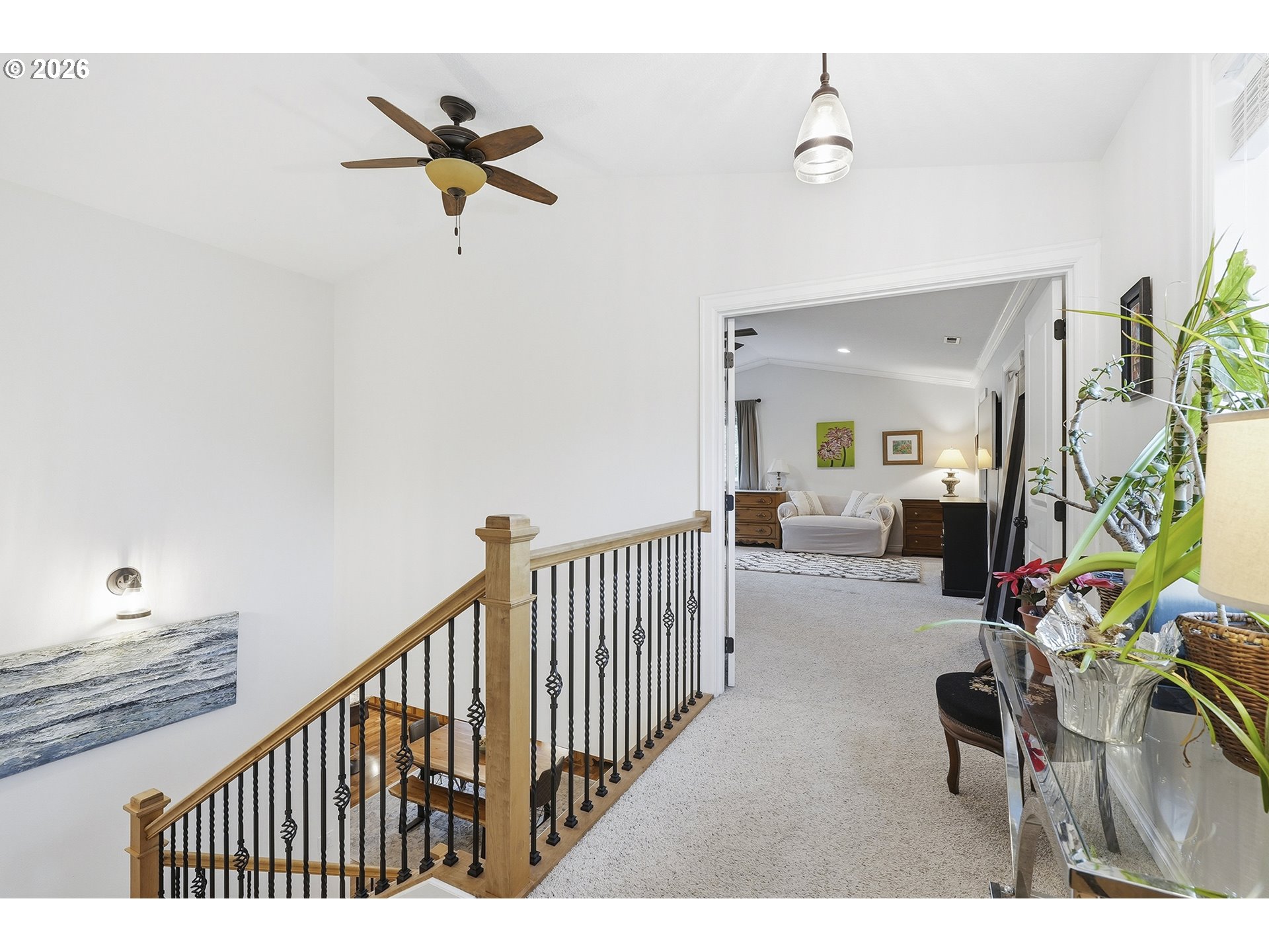910 NW HERTEL ST