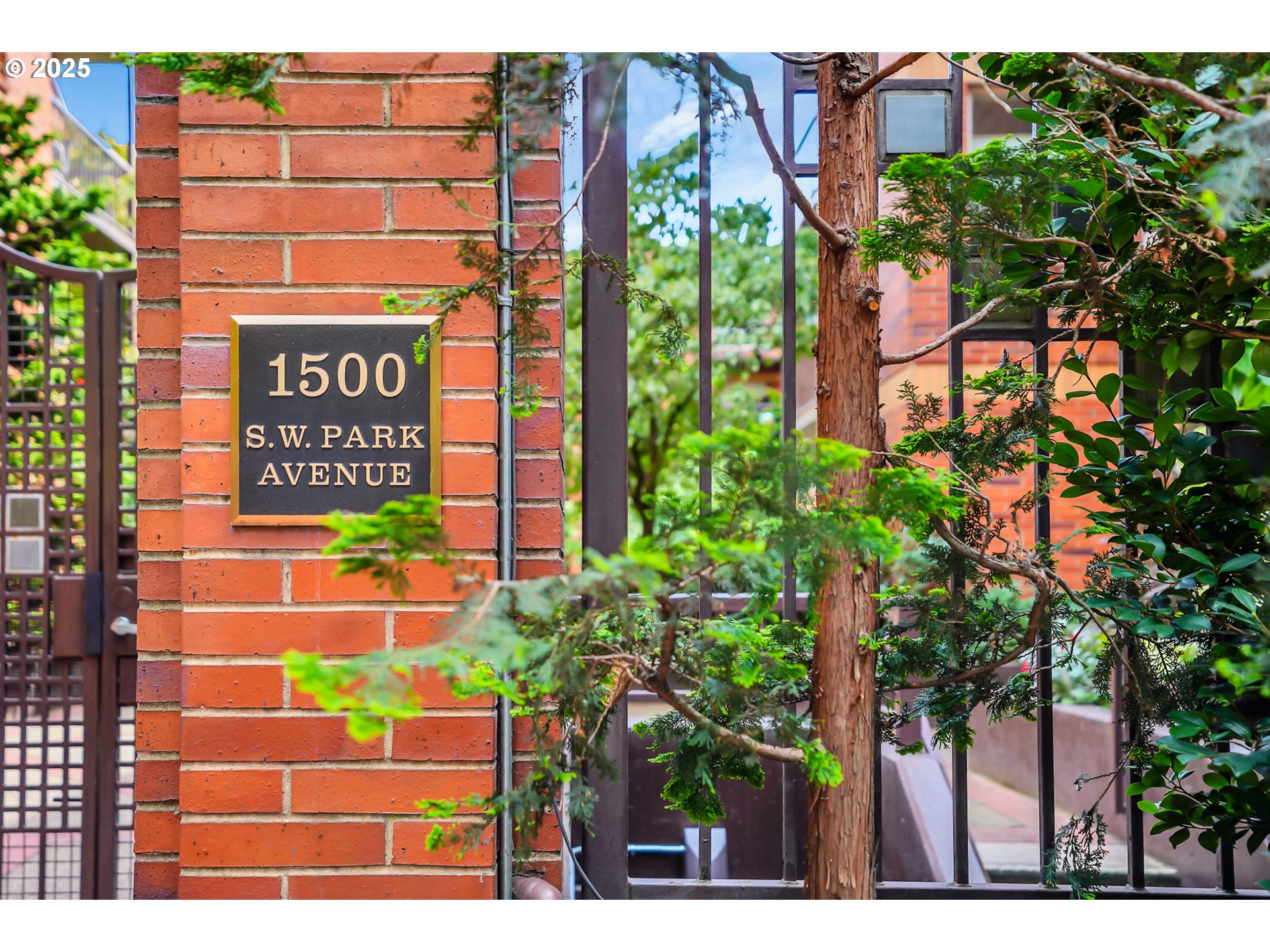1500 SW PARK AVE 531
