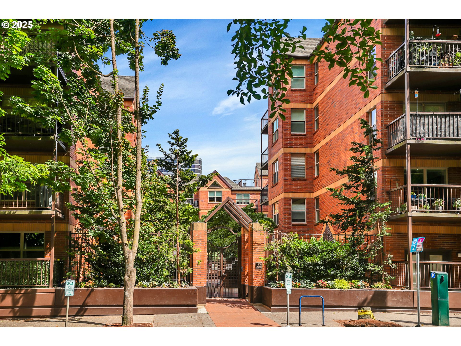 1500 SW PARK AVE 531