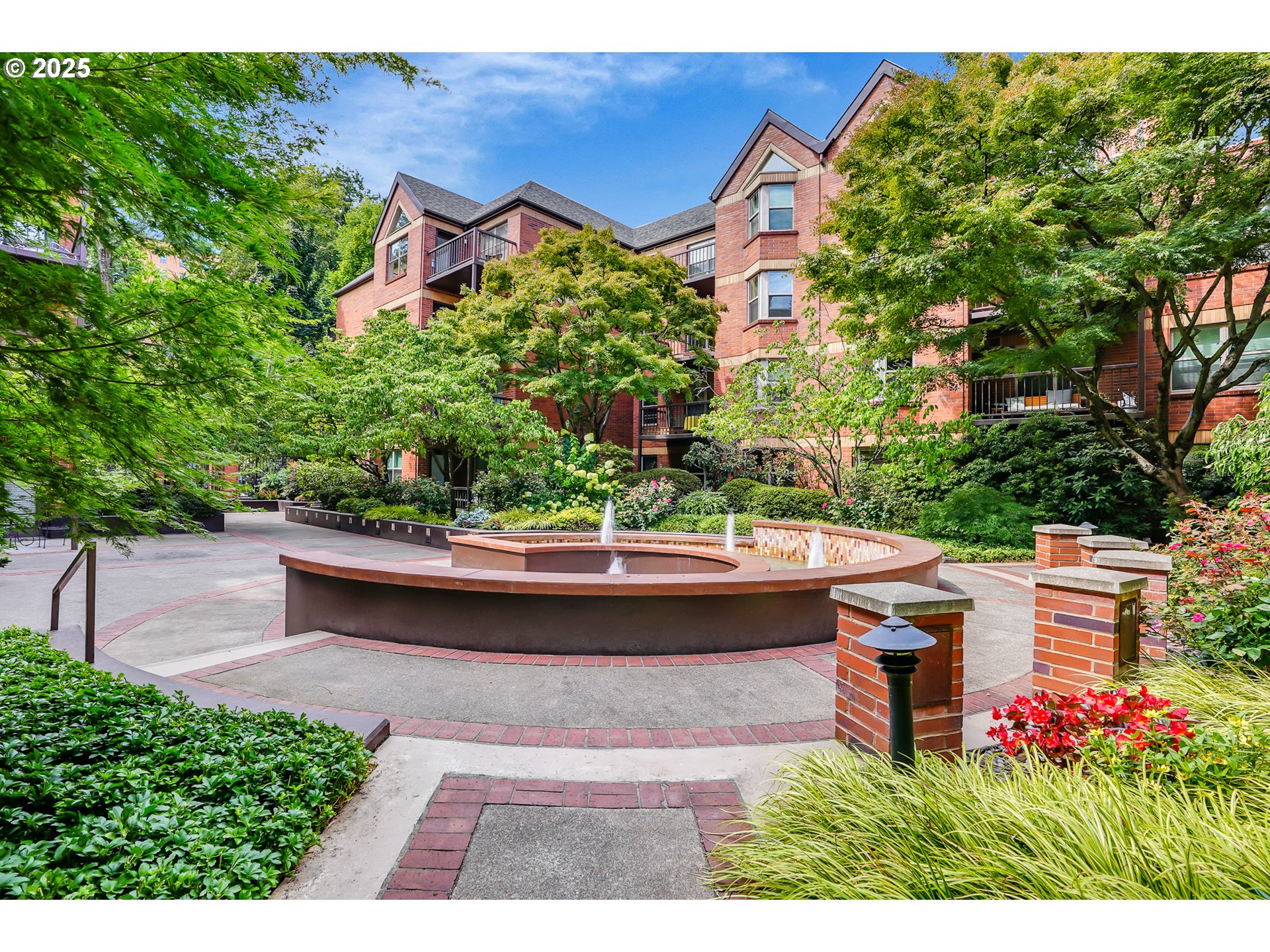 1500 SW PARK AVE 531