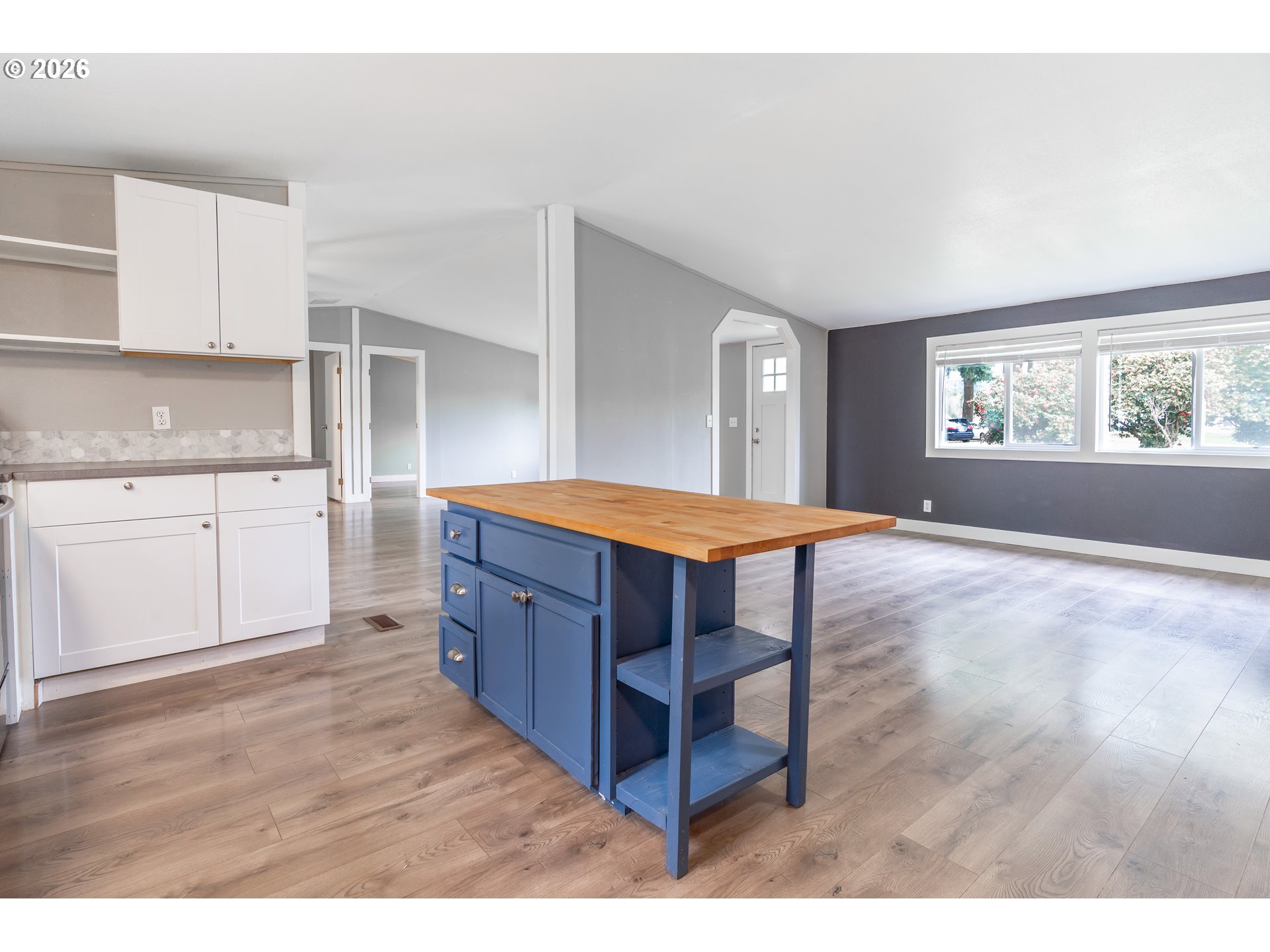 305 SCOTT HILL RD