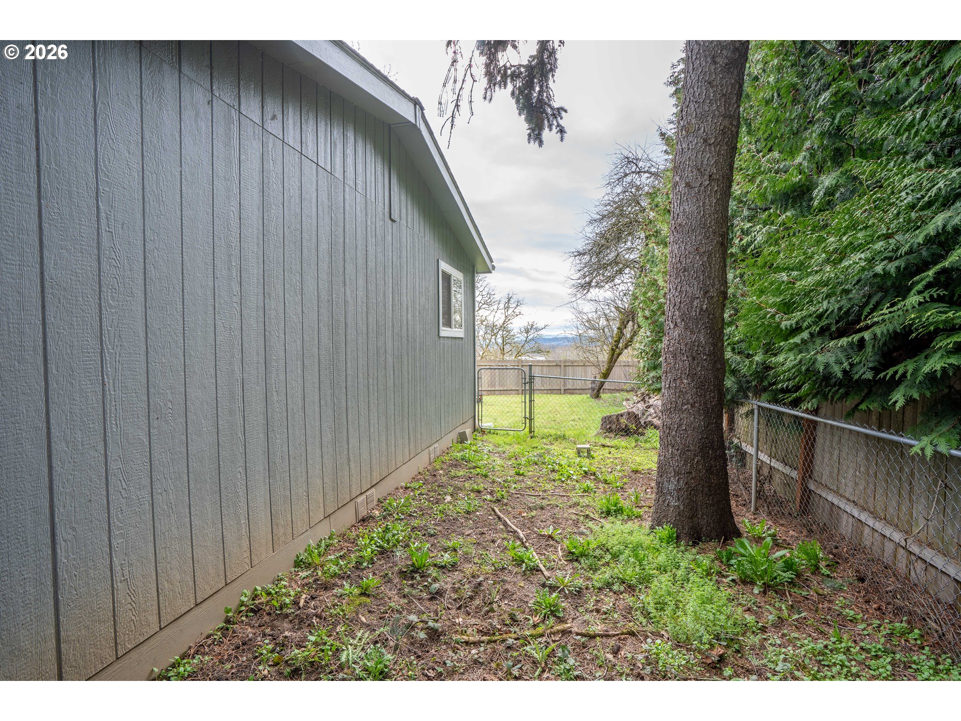 305 SCOTT HILL RD