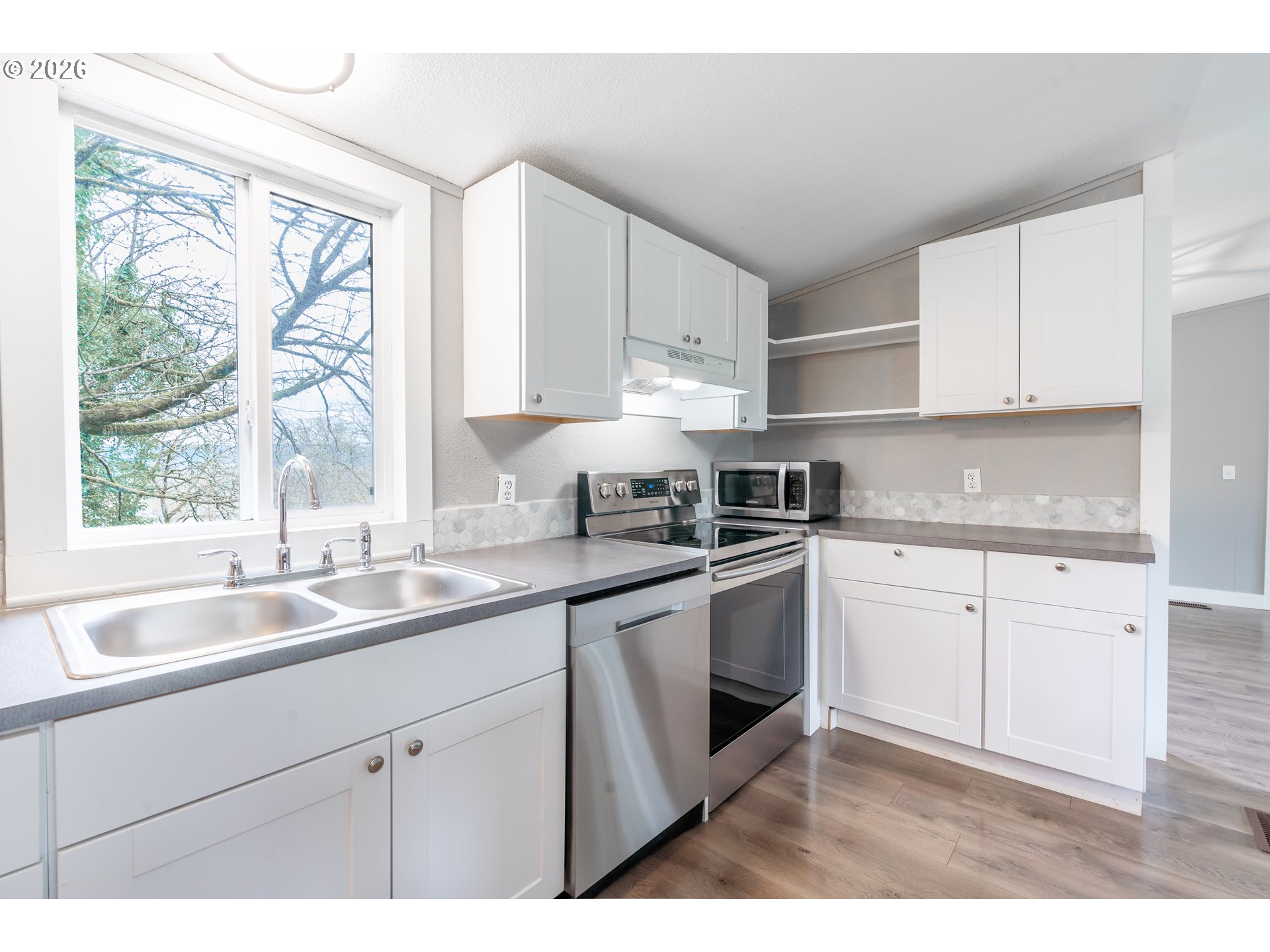 305 SCOTT HILL RD