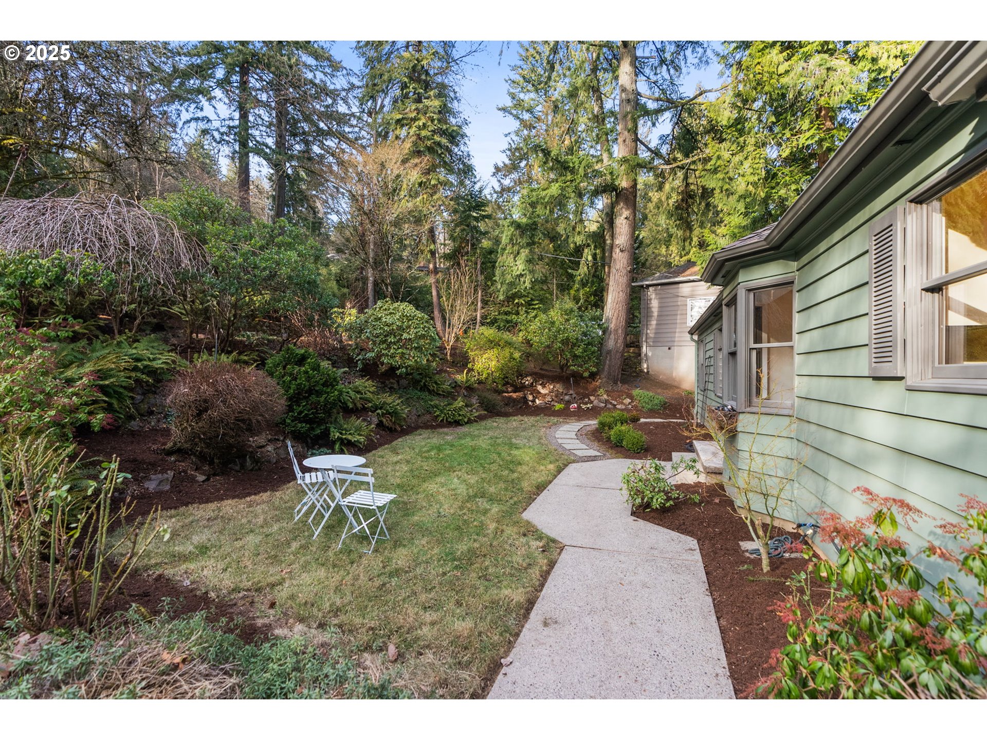 1646 SW PARKVIEW CT