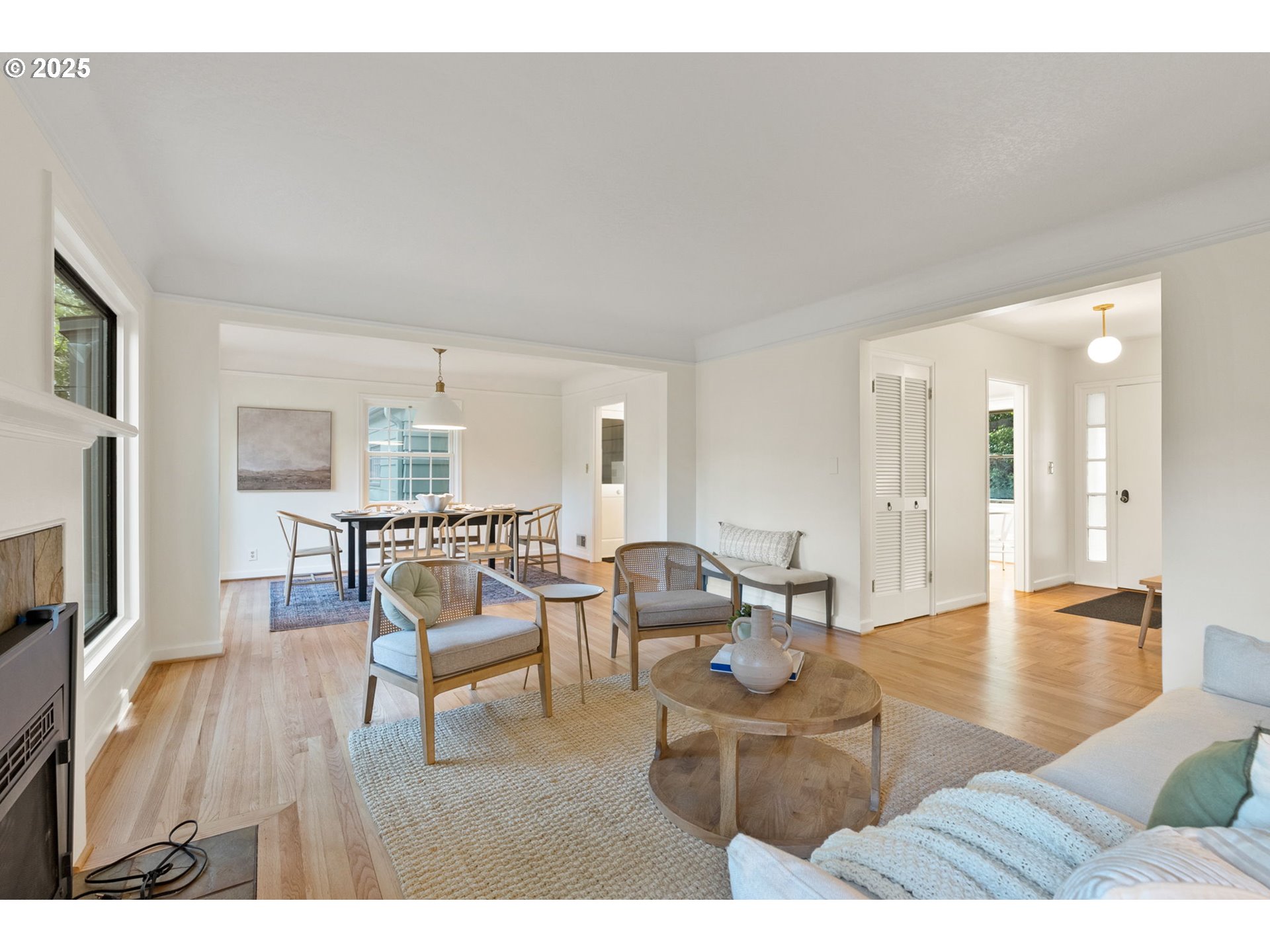 1646 SW PARKVIEW CT