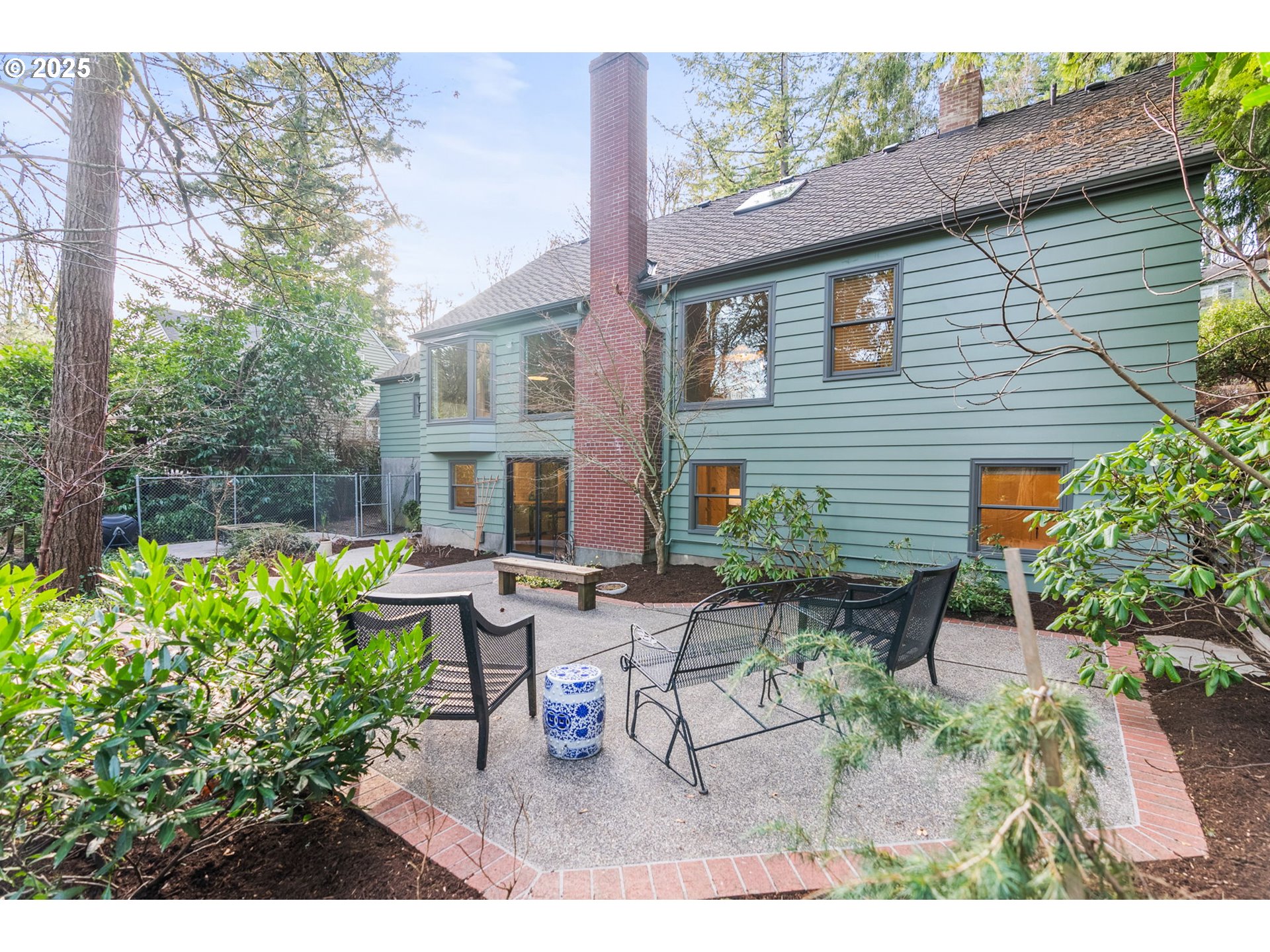 1646 SW PARKVIEW CT