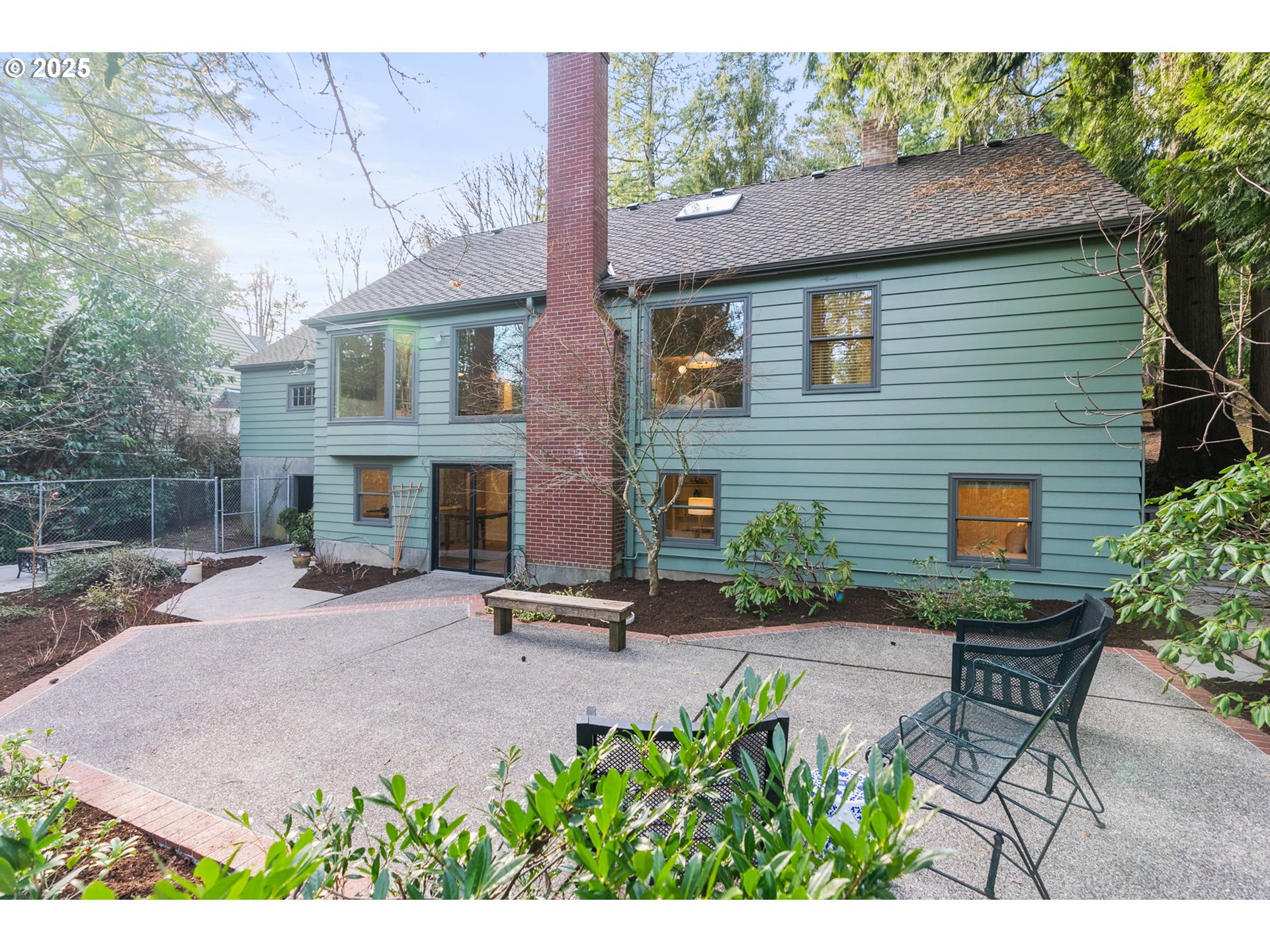 1646 SW PARKVIEW CT