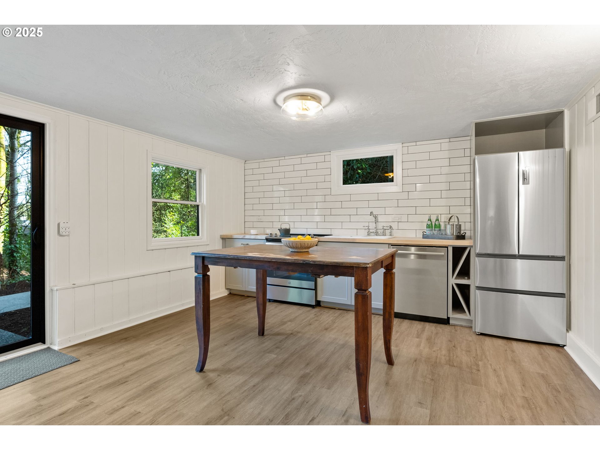 1646 SW PARKVIEW CT