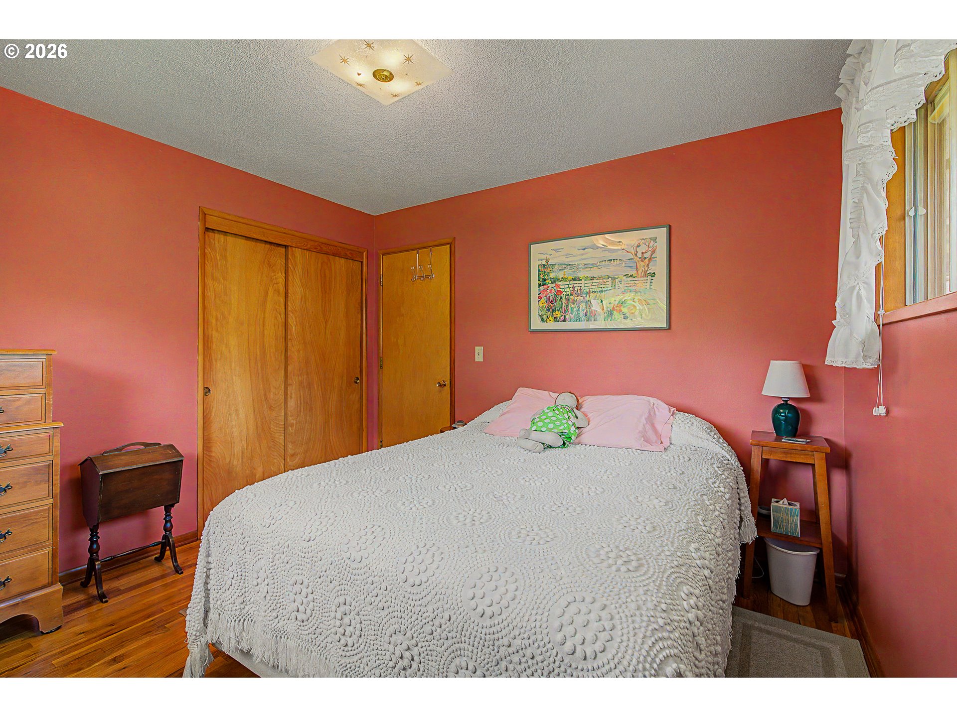 1016 NE 10TH AVE