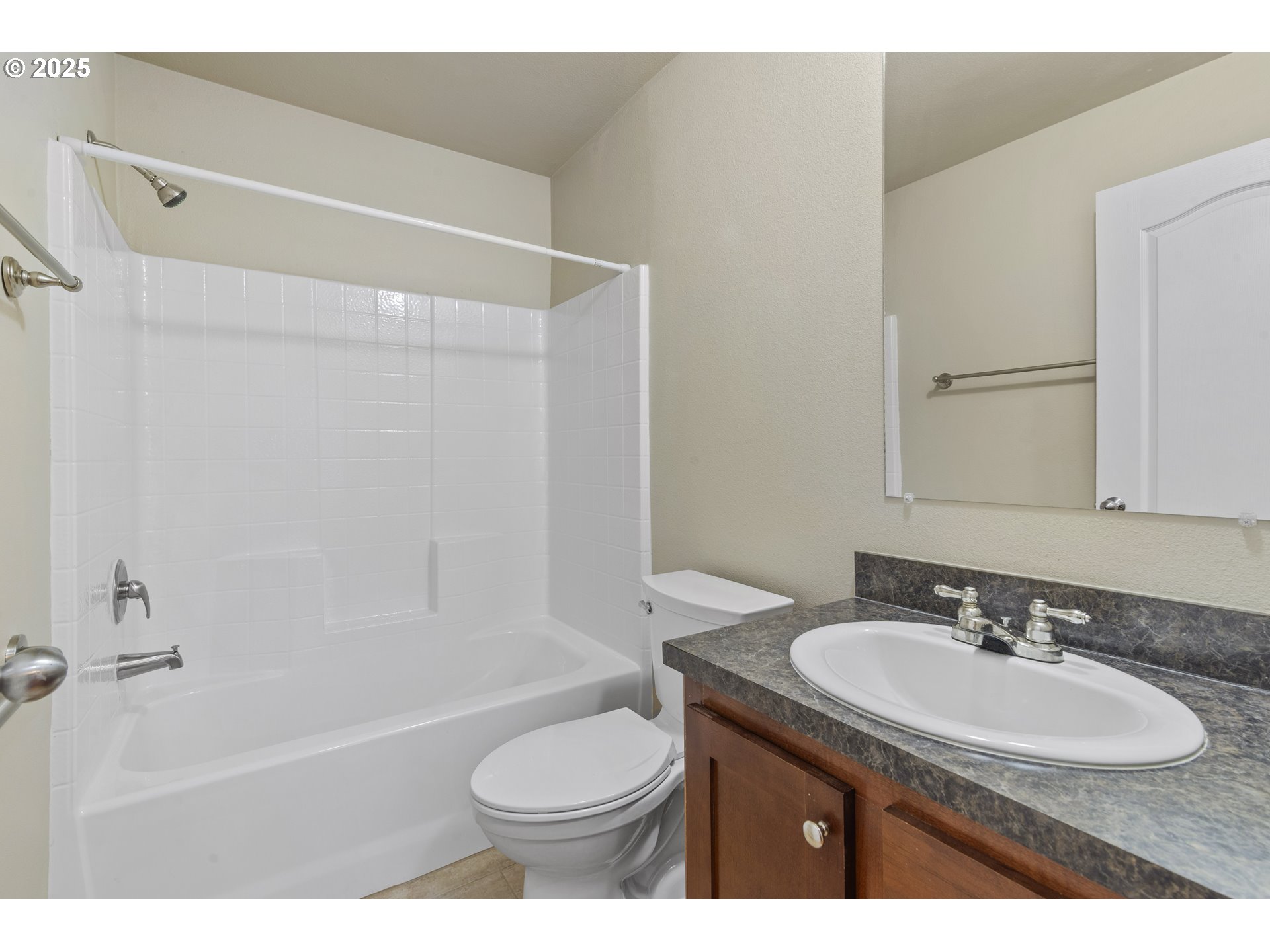 2980 NE DIVISION ST 27