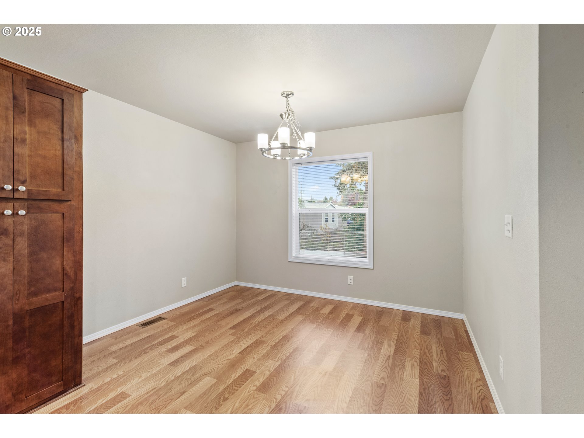 2980 NE DIVISION ST 27