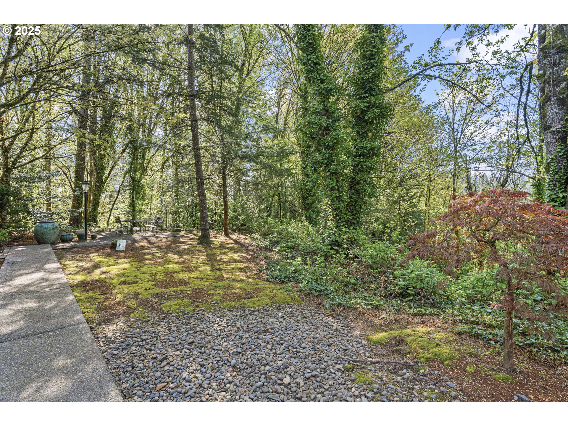 1500 SW SKYLINE BLVD 16