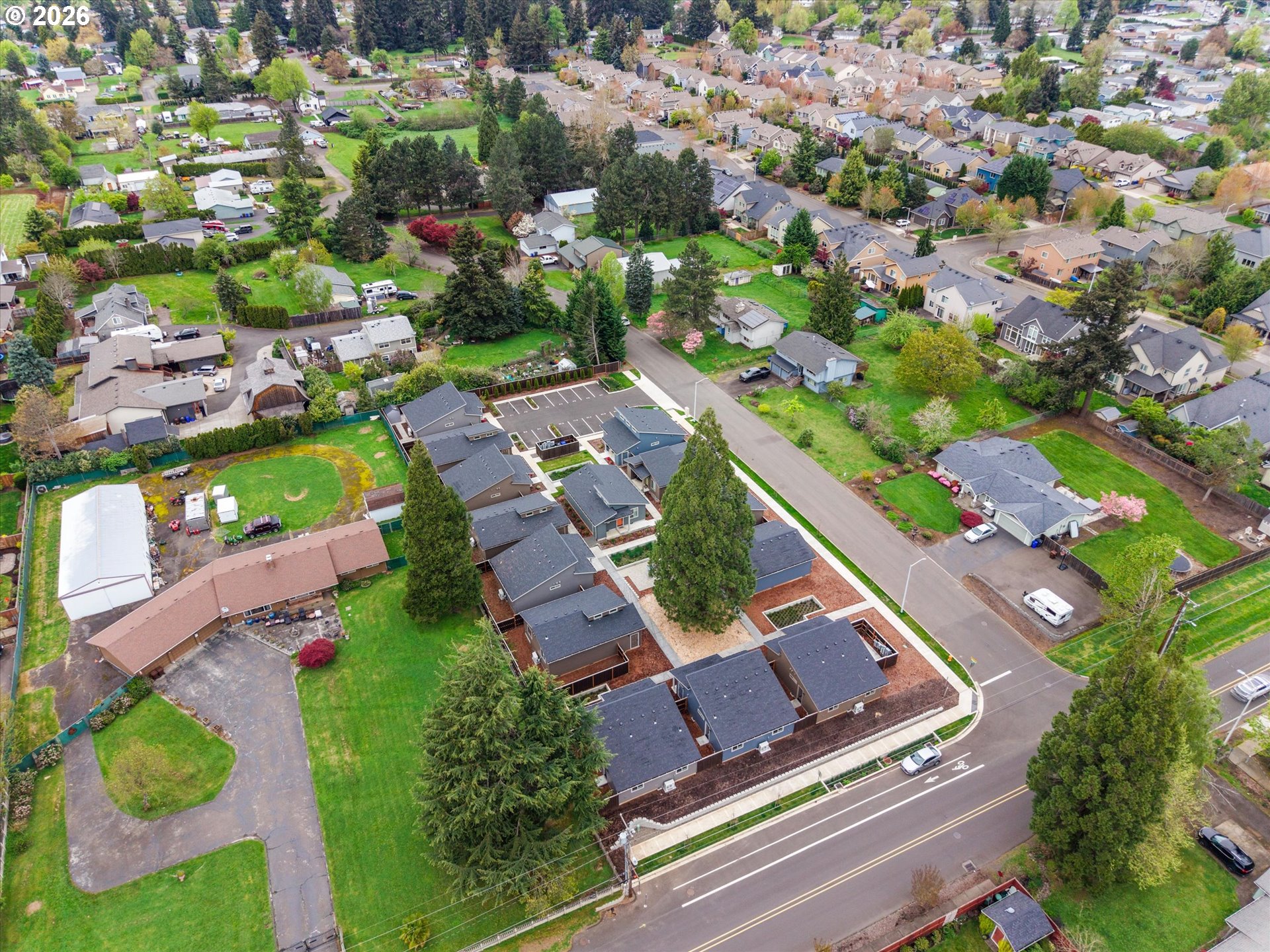 12294 Meadowlawn DR