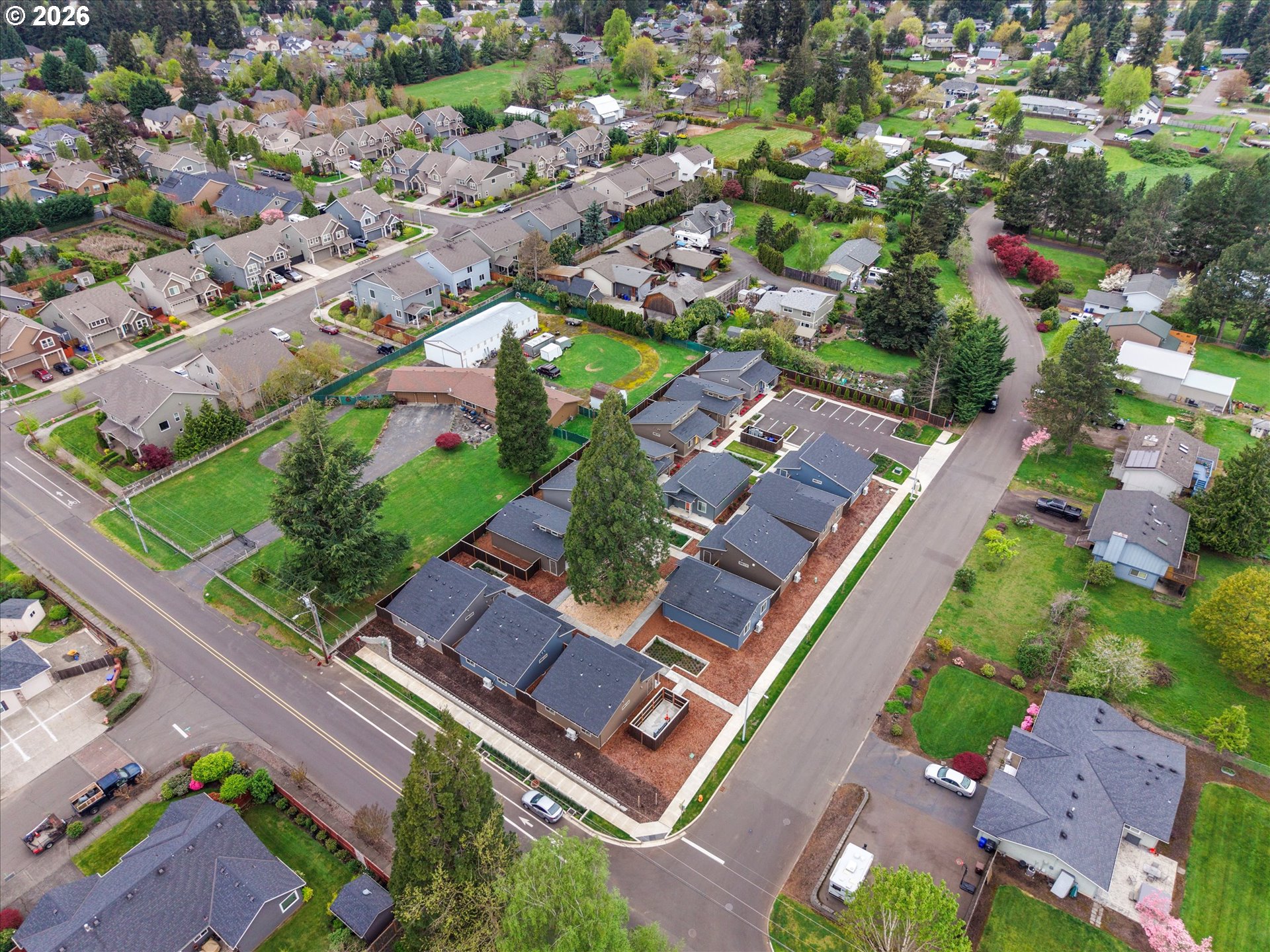 12294 Meadowlawn DR
