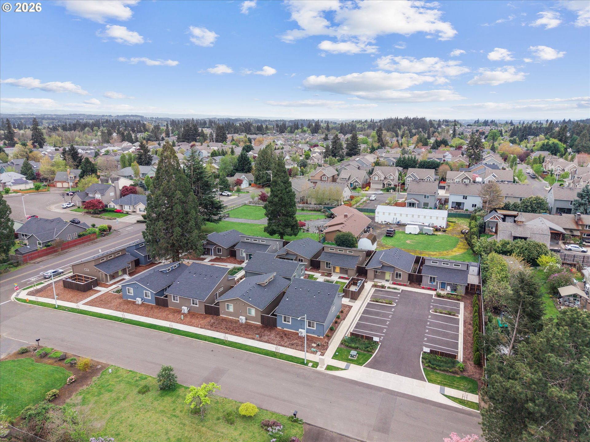 12294 Meadowlawn DR