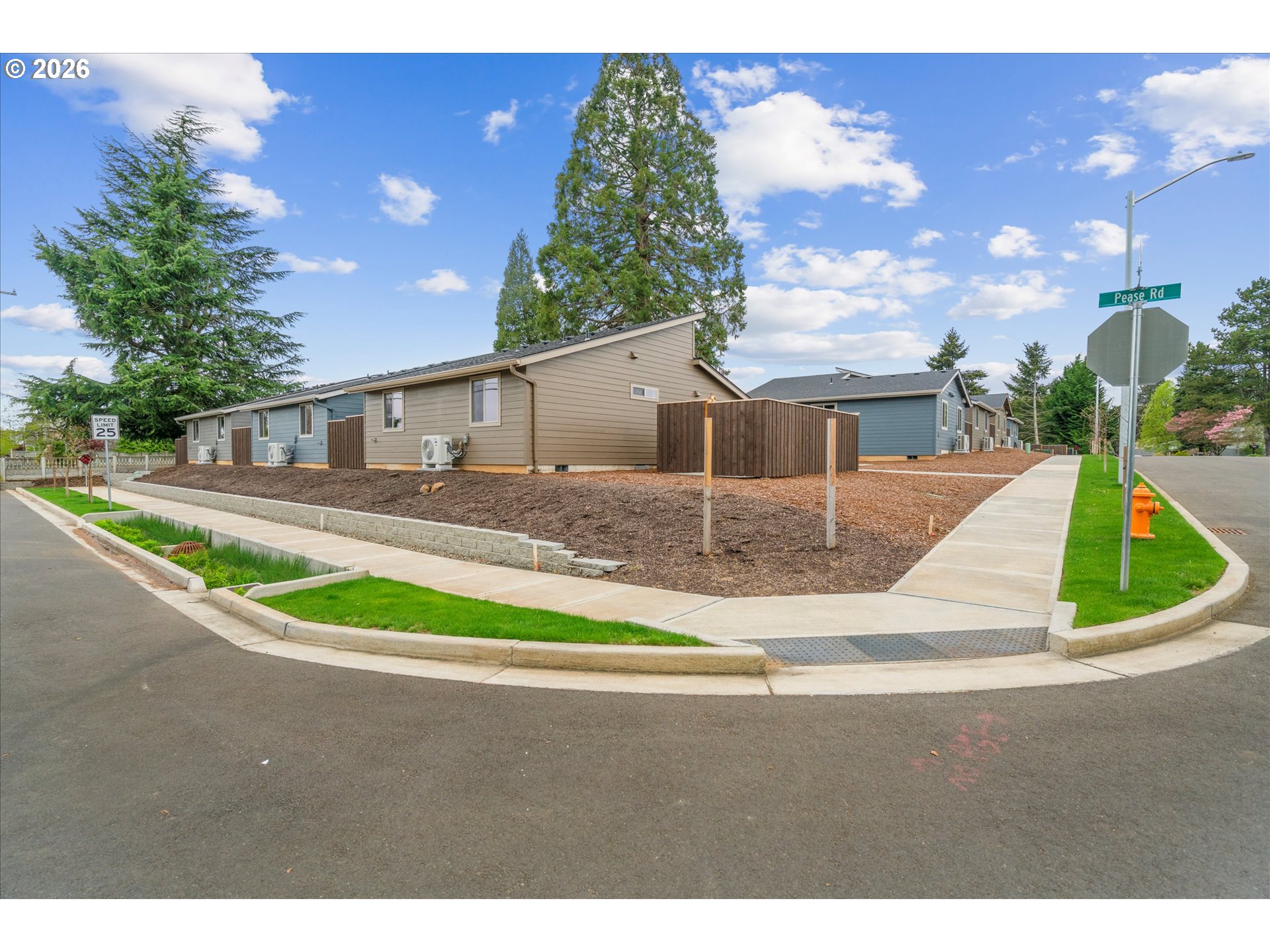 12294 Meadowlawn DR