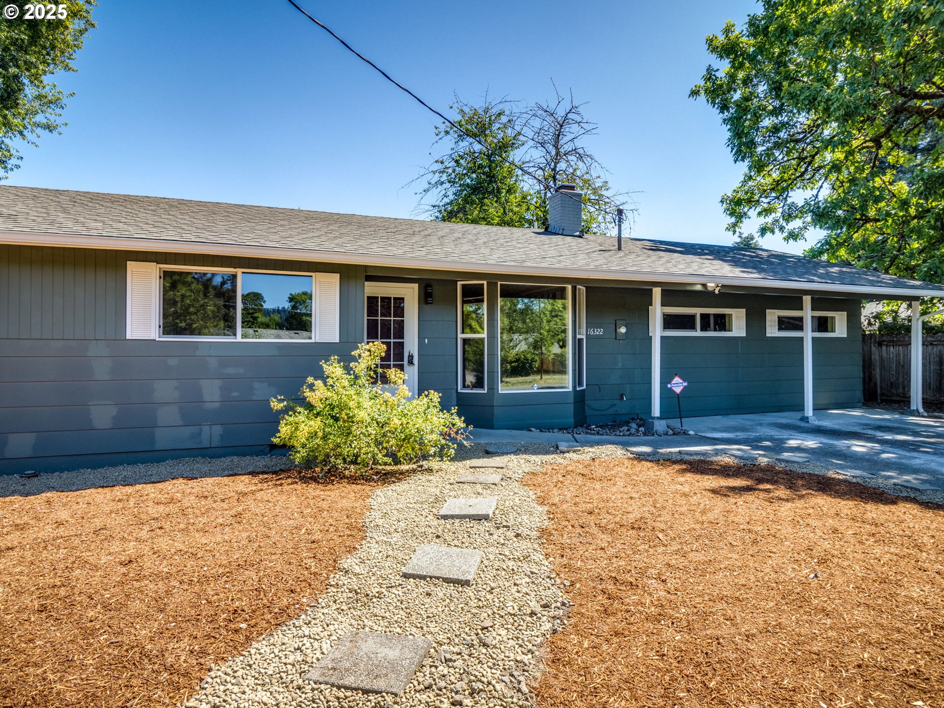 16322 SE ARISTA DR