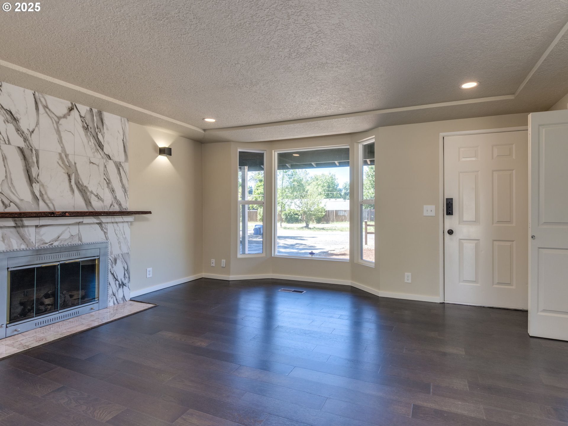 16322 SE ARISTA DR
