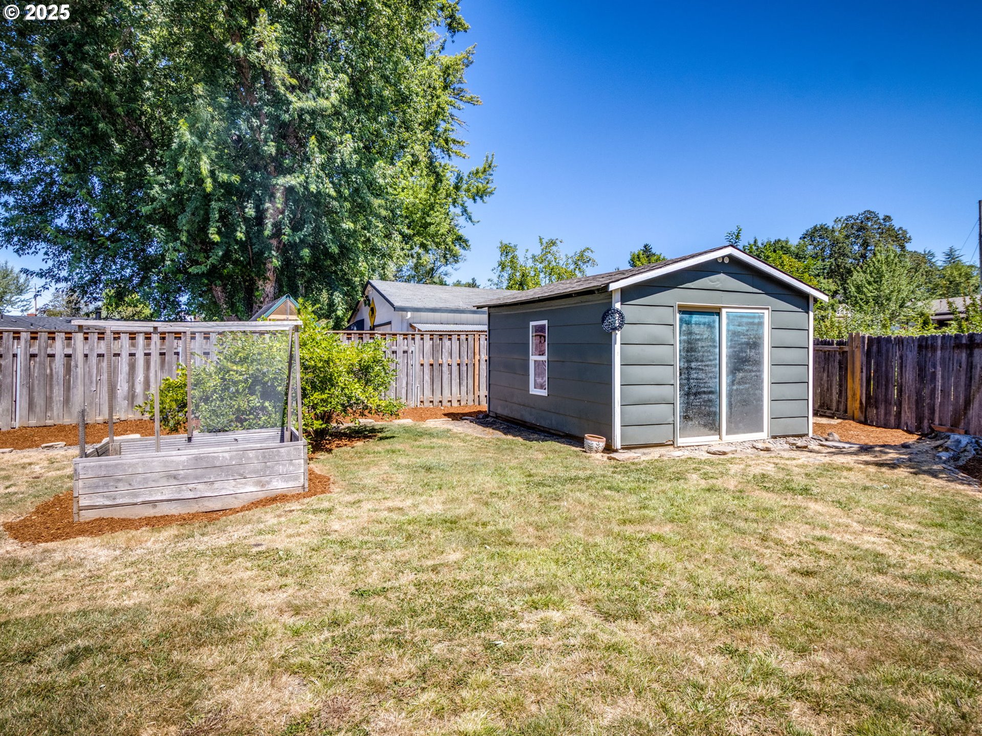 16322 SE ARISTA DR