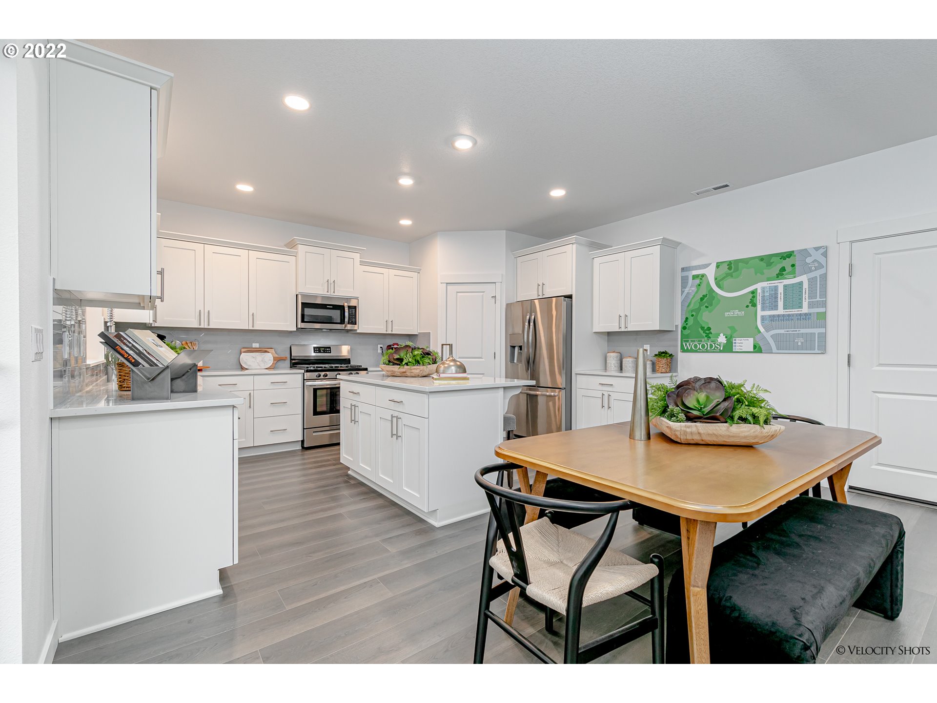 3000 S NECTARINE ST LT728